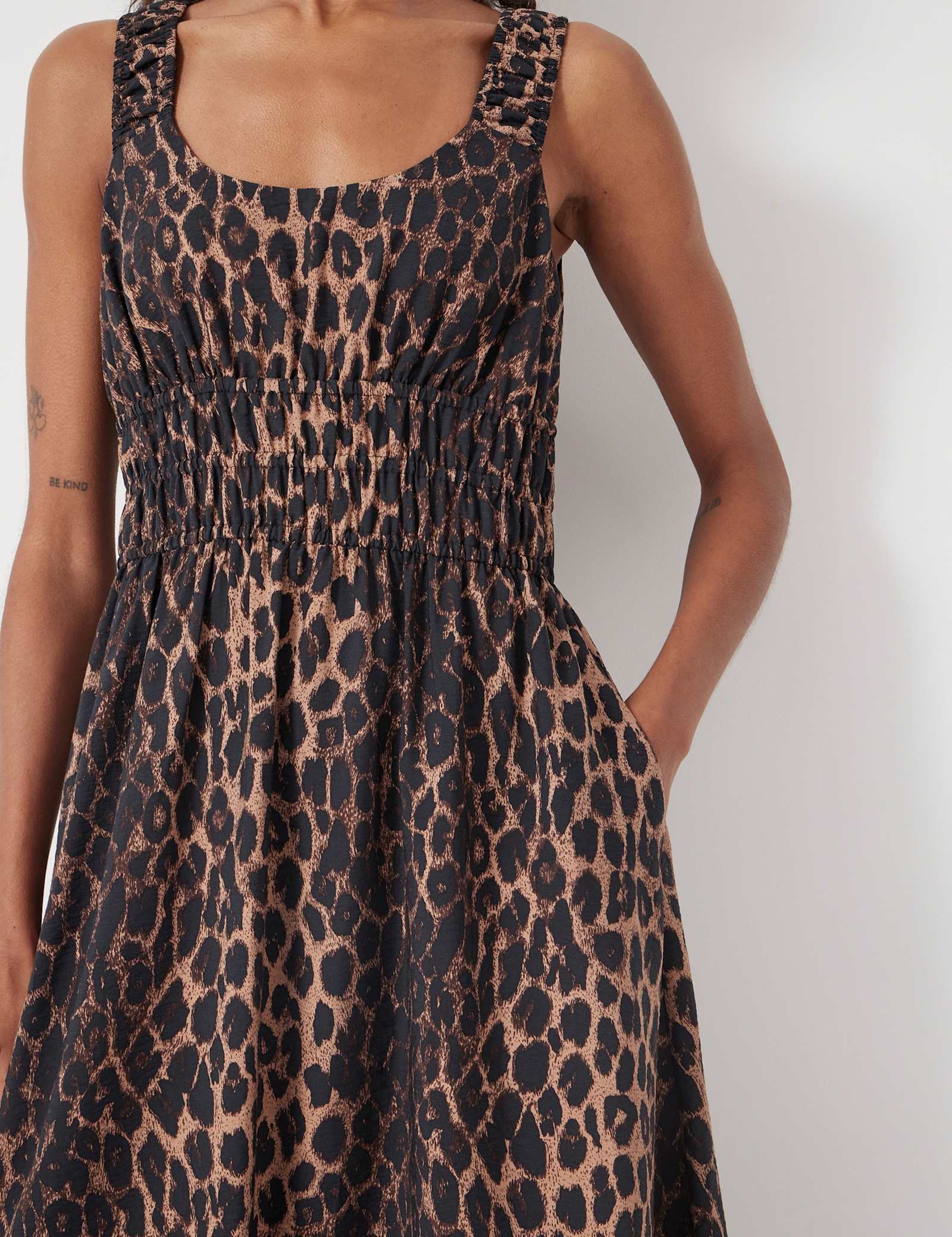 Leopard Print Scoop Neck Midi Waisted Dress - image 3