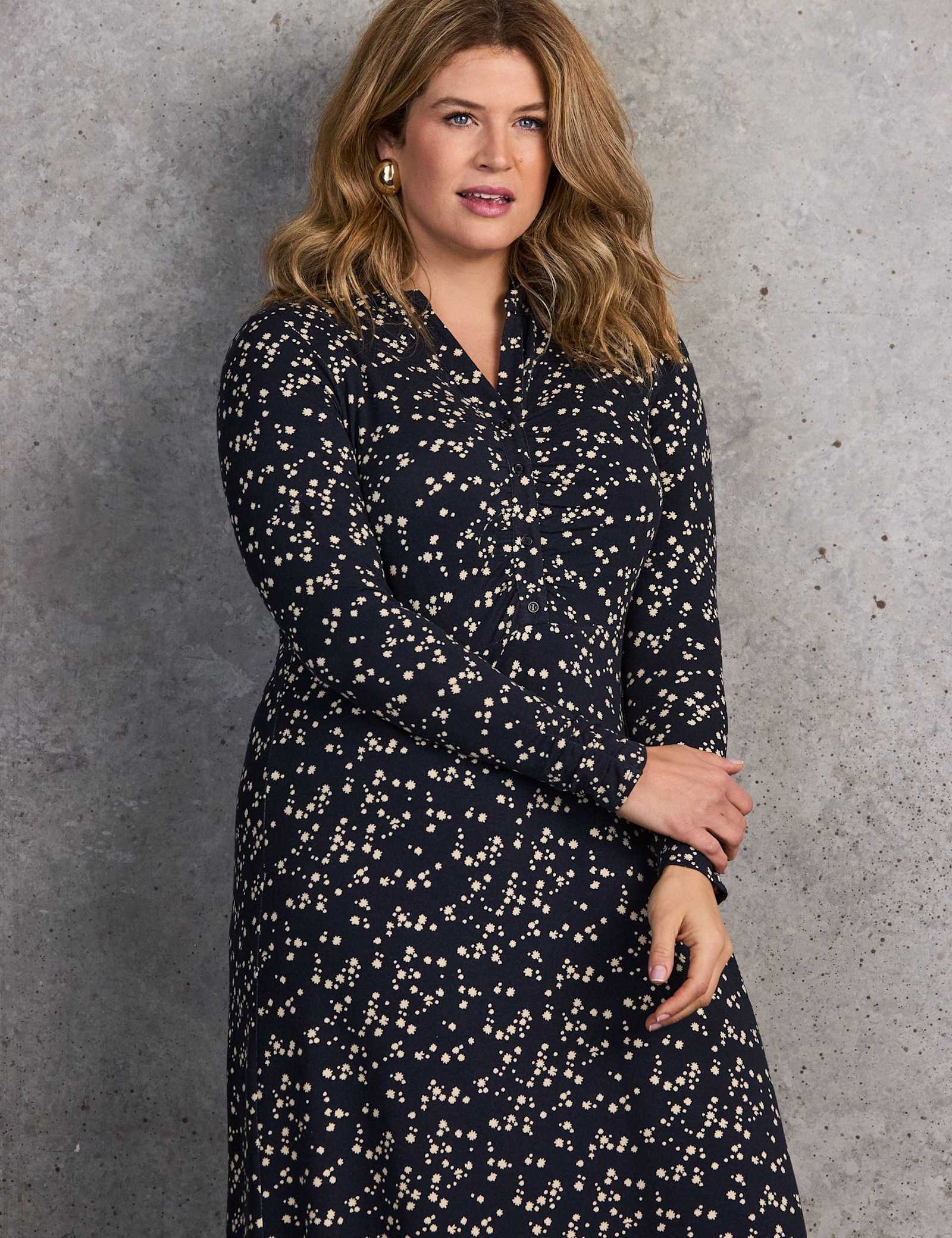 Ditsy Floral Notch Neck Midaxi Shirt Dress - image 4