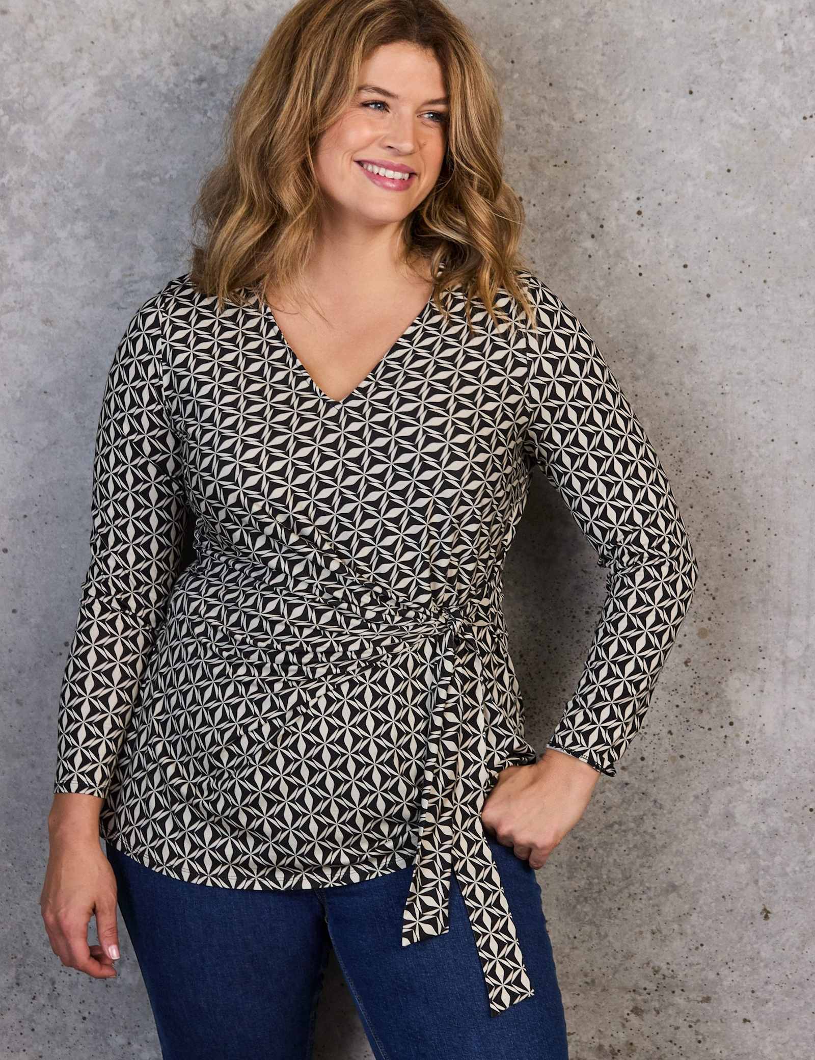 Geometric V-Neck Side Tie Tunic - image 3