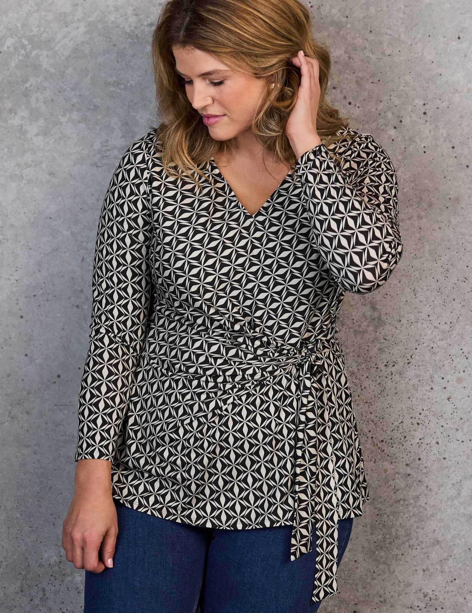 Geometric V-Neck Side Tie Tunic - image 4