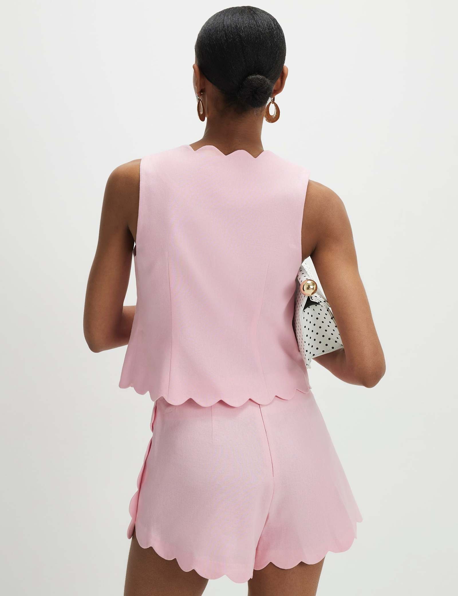 Linen Rich High Waisted Scallop Shorts - image 3