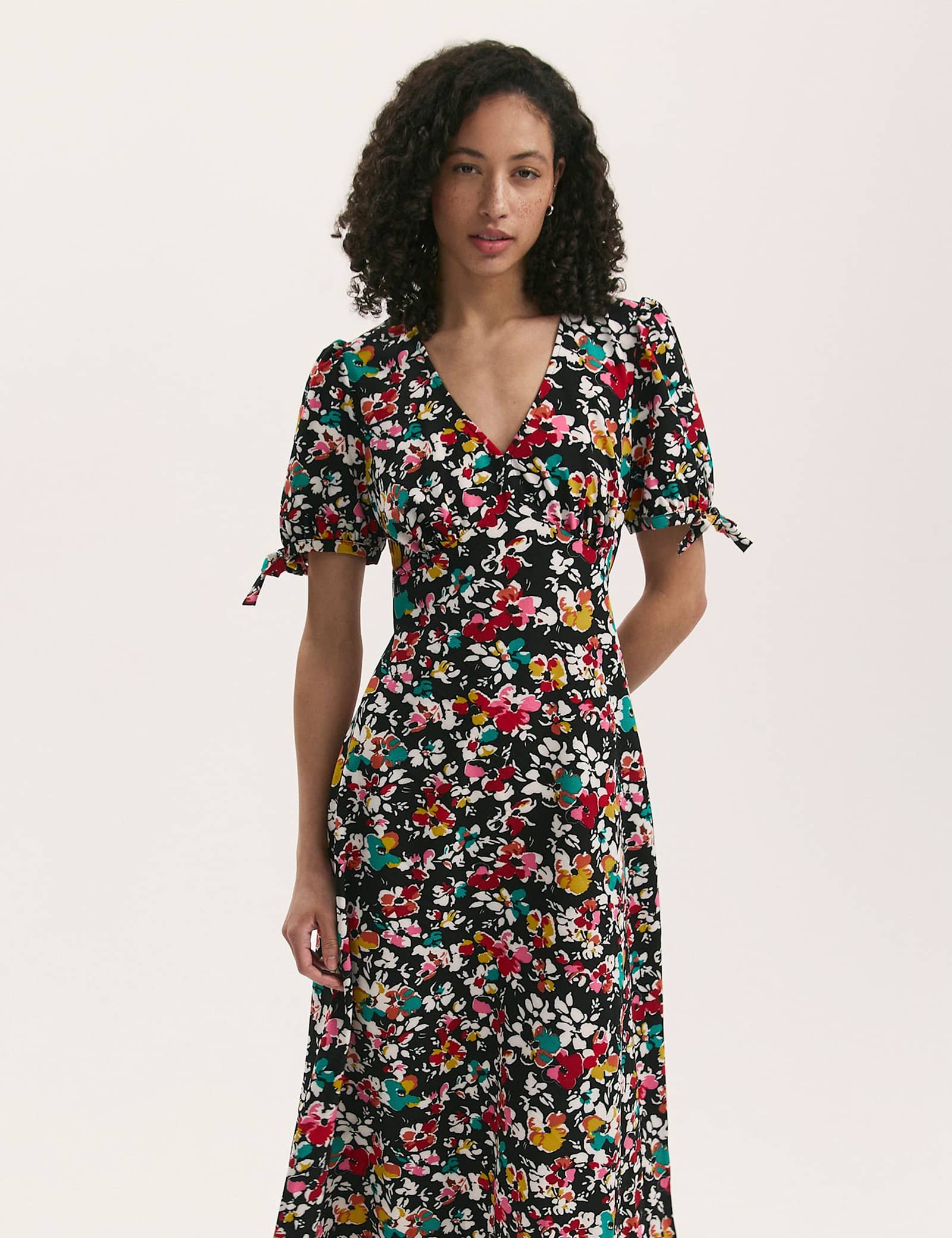 Crepe Floral V-Neck Midi Tea Dress - image 4