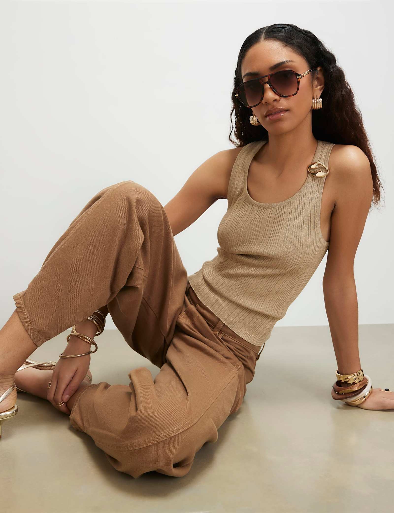 Metallic Scoop Neck Fitted Knitted Vest - image 4