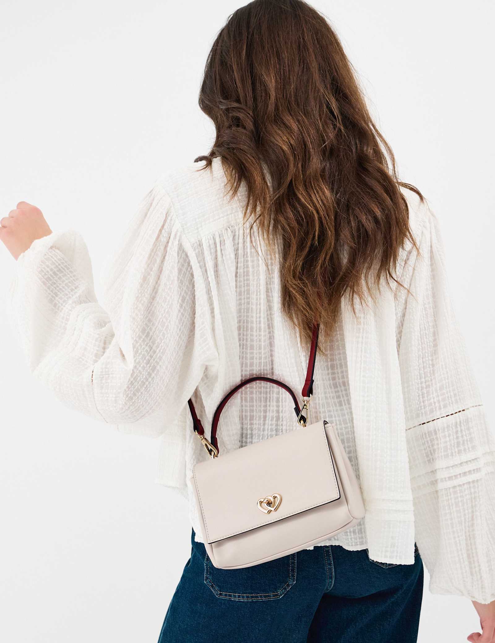 Faux Leather Heart Clasp Cross Body Bag - image 4