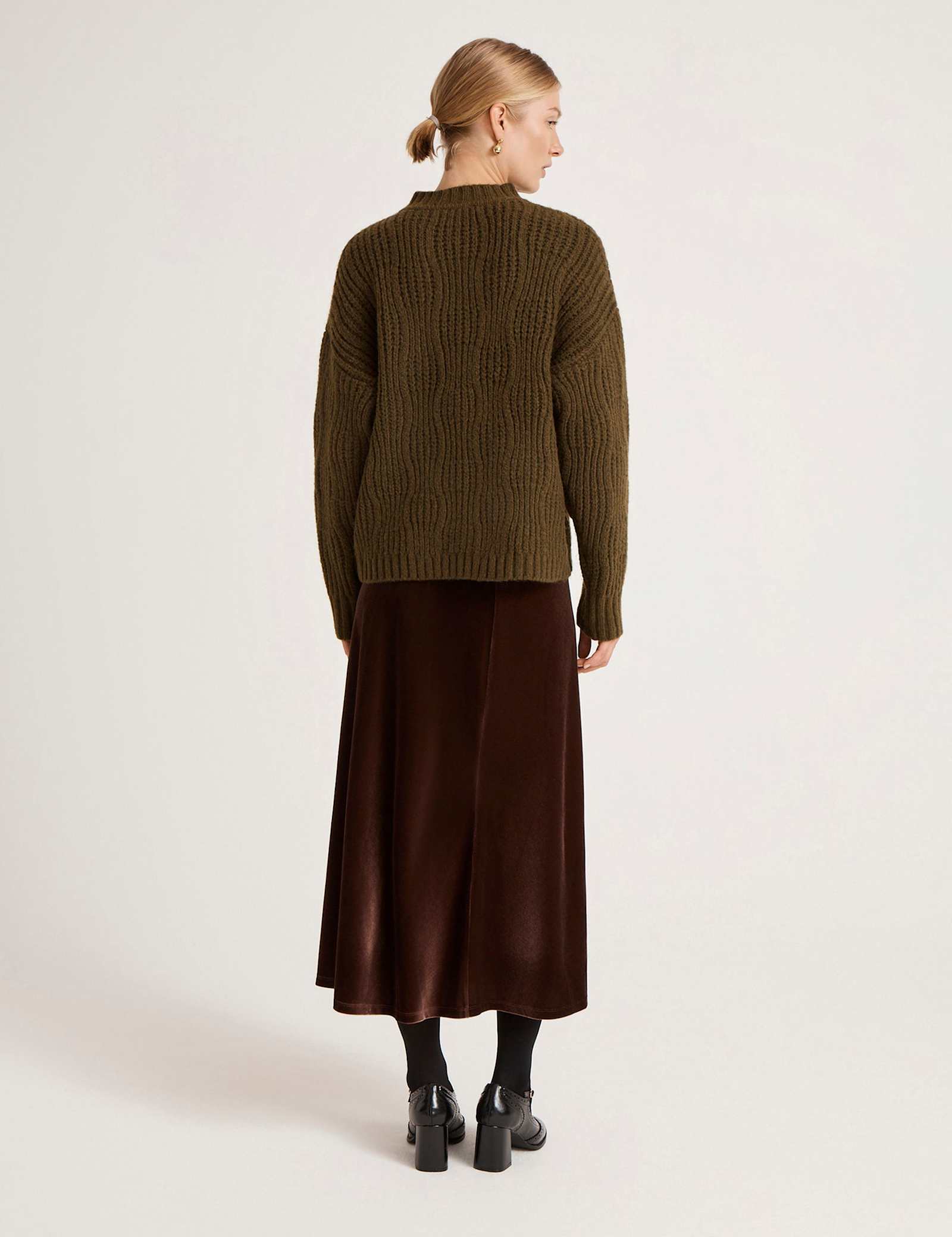 Ribbed Crew Neck Button Front Cardigan - image 3