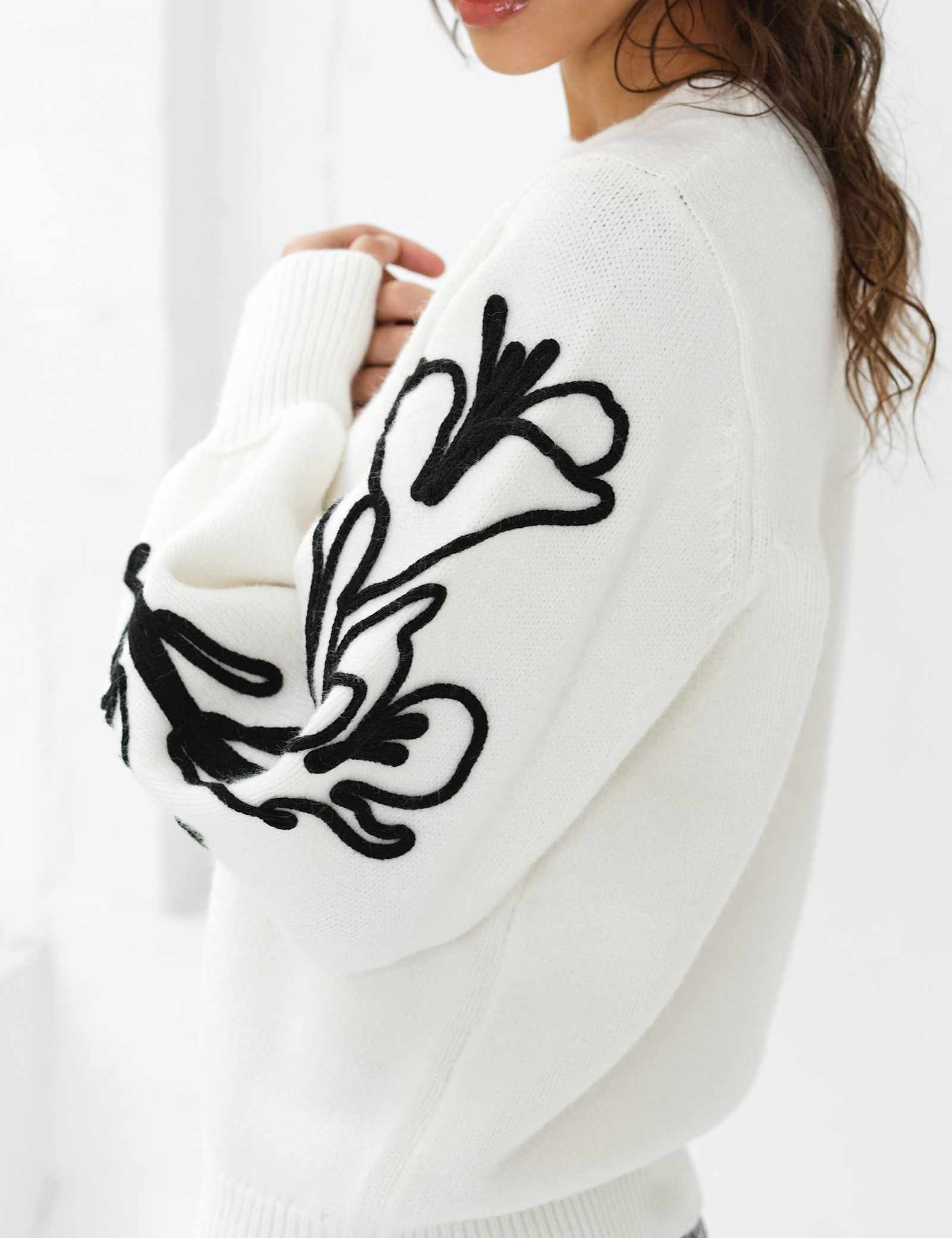 Embroidered Crew Neck Jumper - image 3