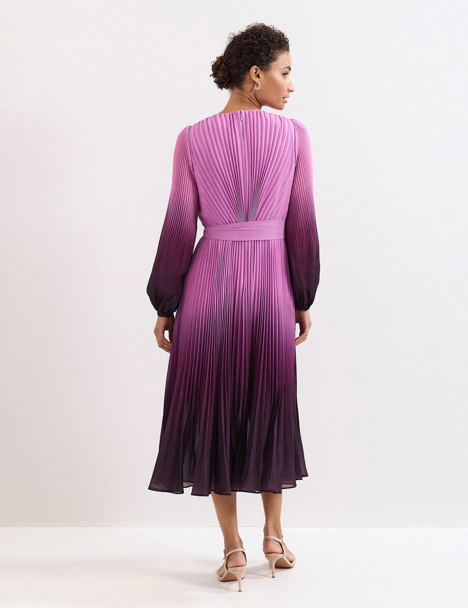 Ombre Plisse V-Neck Midi Waisted Dress - image 5