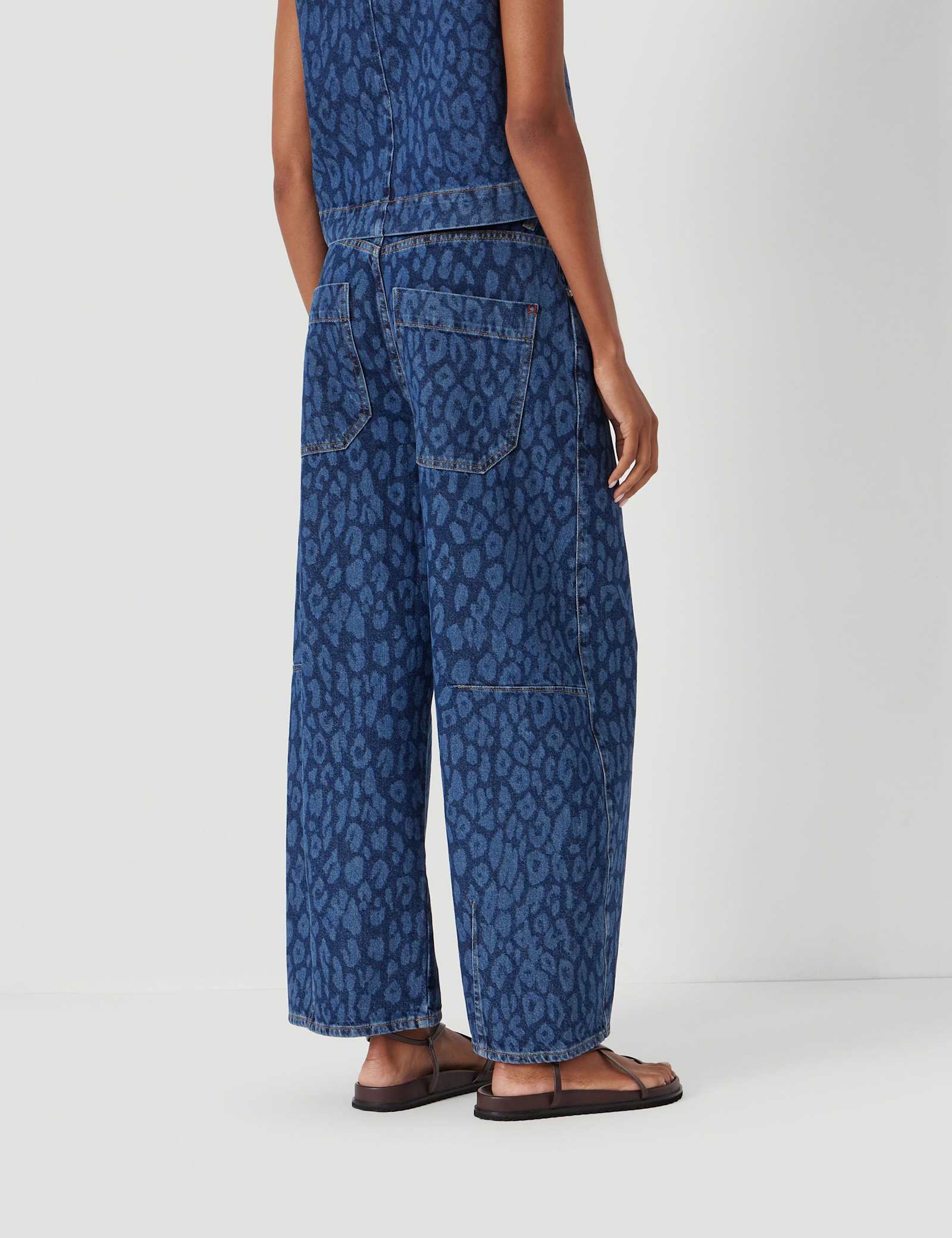 Leopard Print Mid Rise Barrel Leg Jeans - image 5