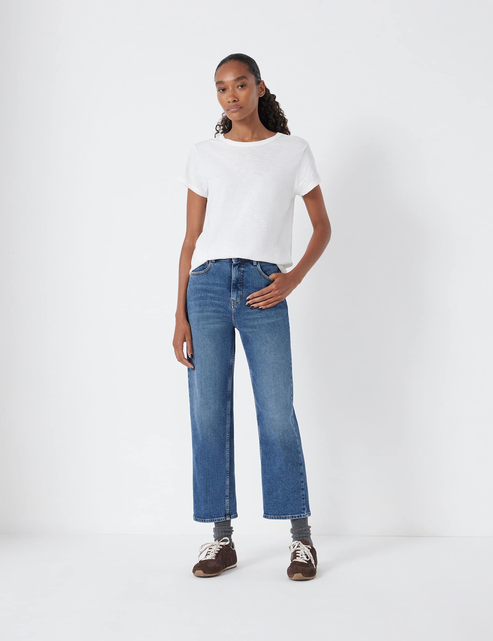High Waisted Straight Leg Cropped Jeans - image 1