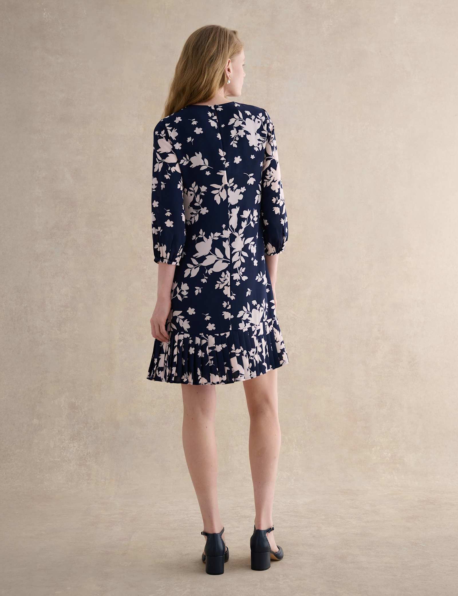 Floral Mini Shift Dress - image 5