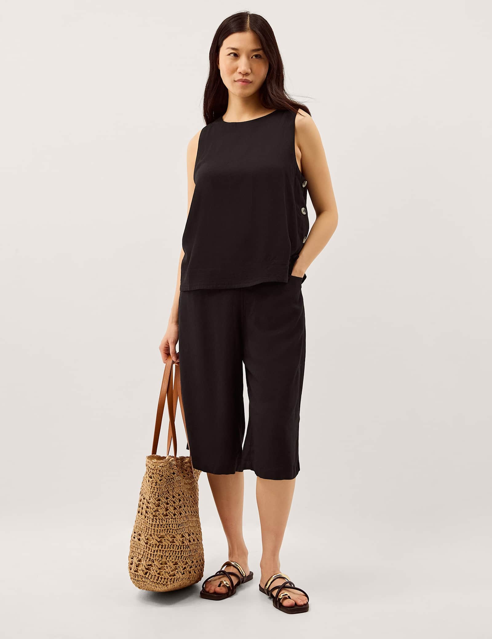 Tank Top with Linen - image 5