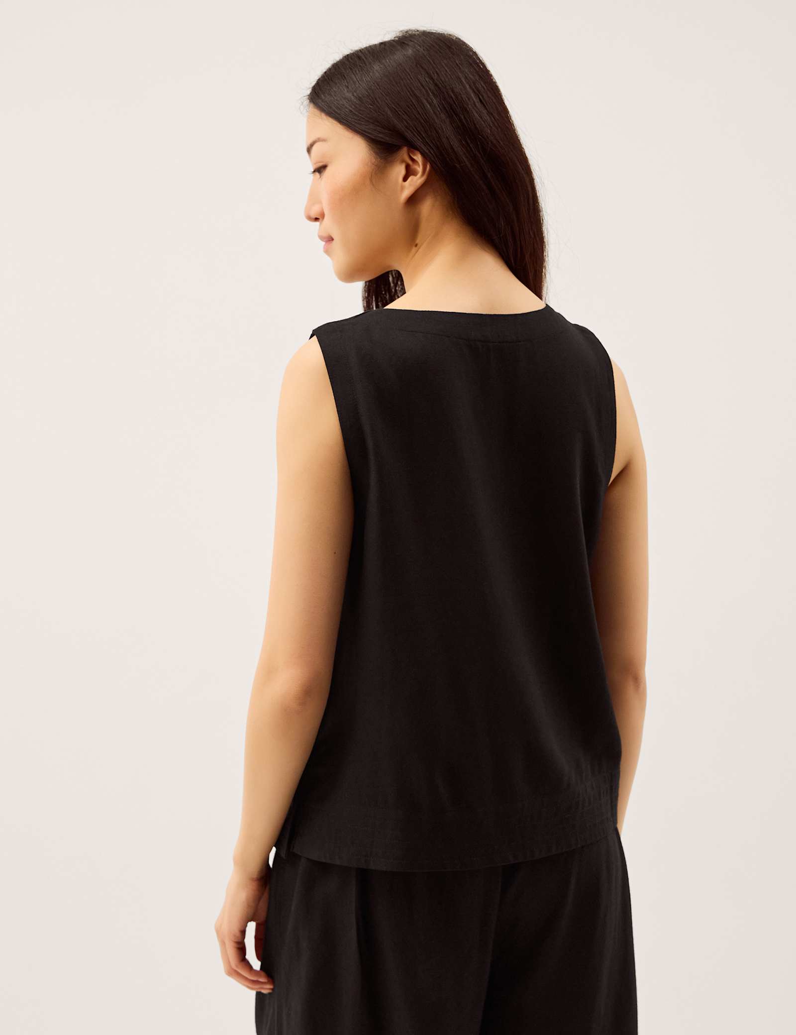 Tank Top with Linen - image 3