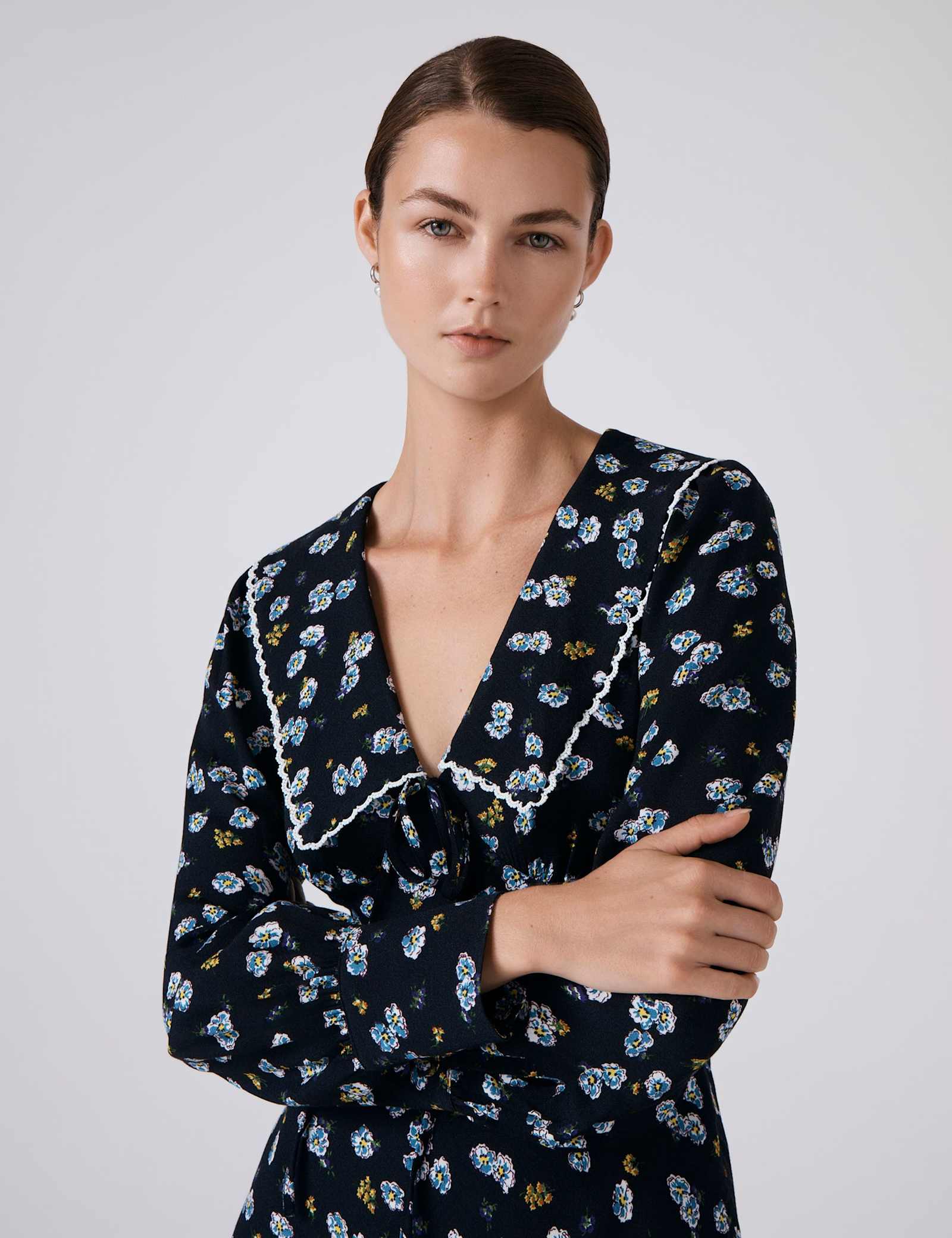 Crepe Floral Collared Midi Skater Dress - image 2