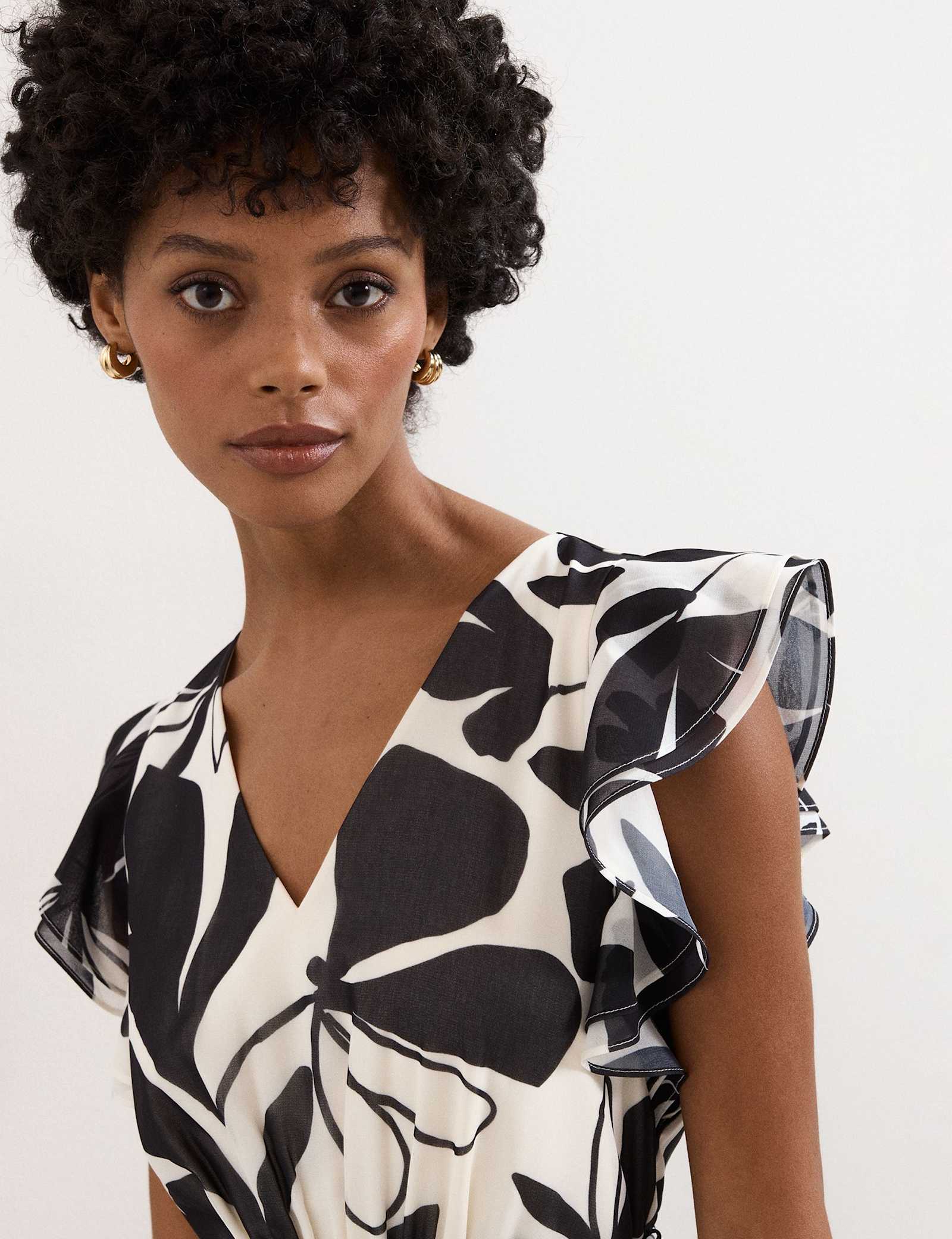 Floral V-Neck Pleated Maxi Skater Dress - image 4