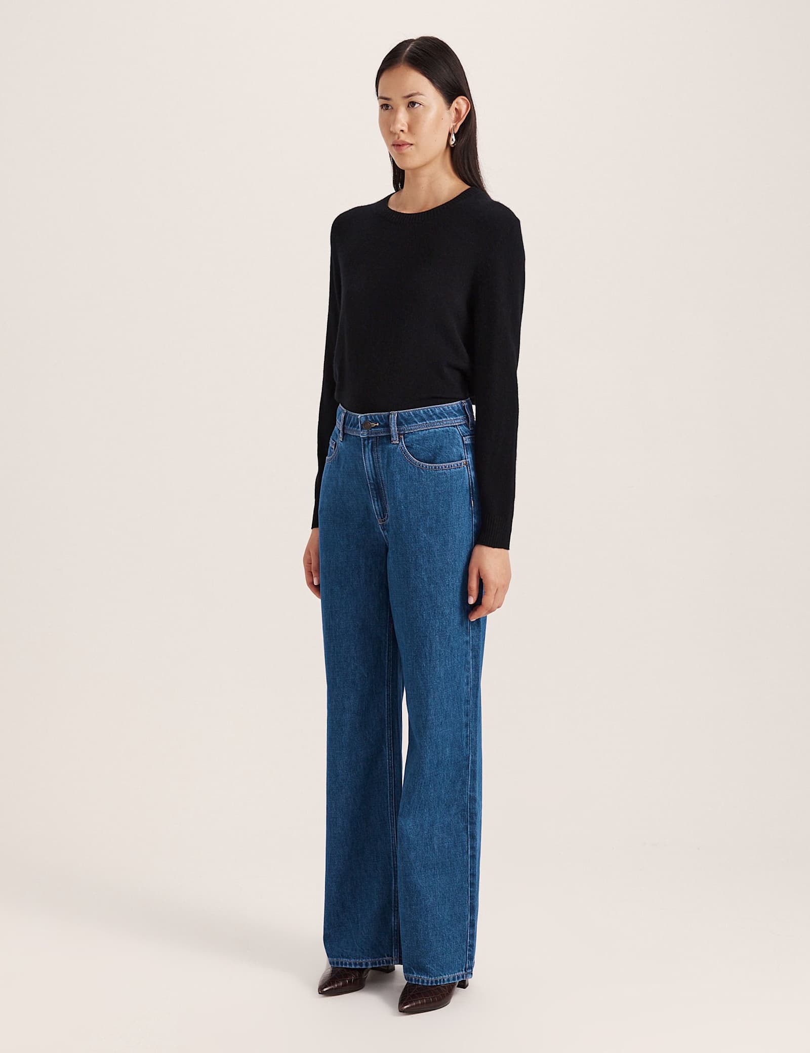High Waisted Wide Leg Jeans - image 5