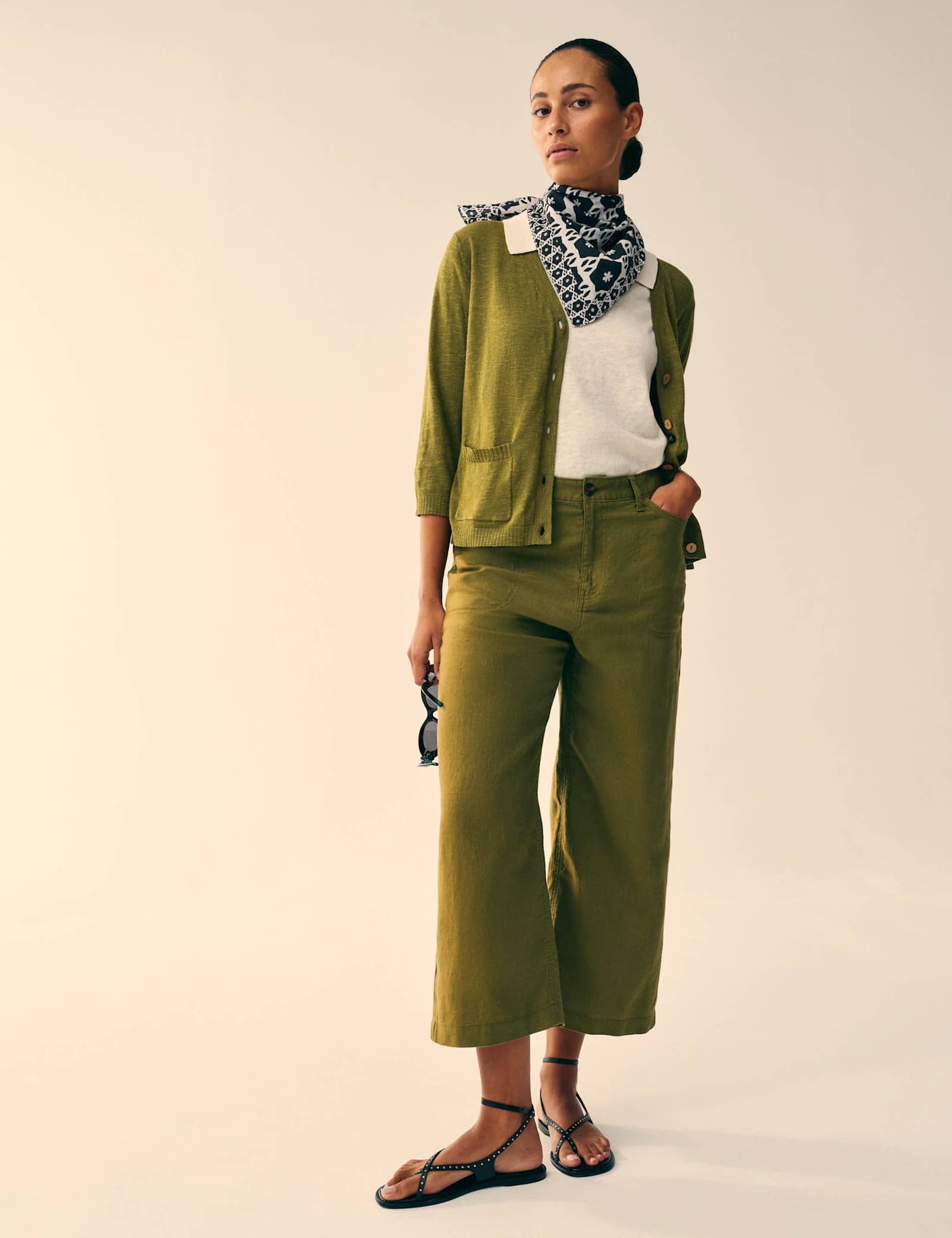 Pure Linen Wide Leg Cropped Trousers - image 5