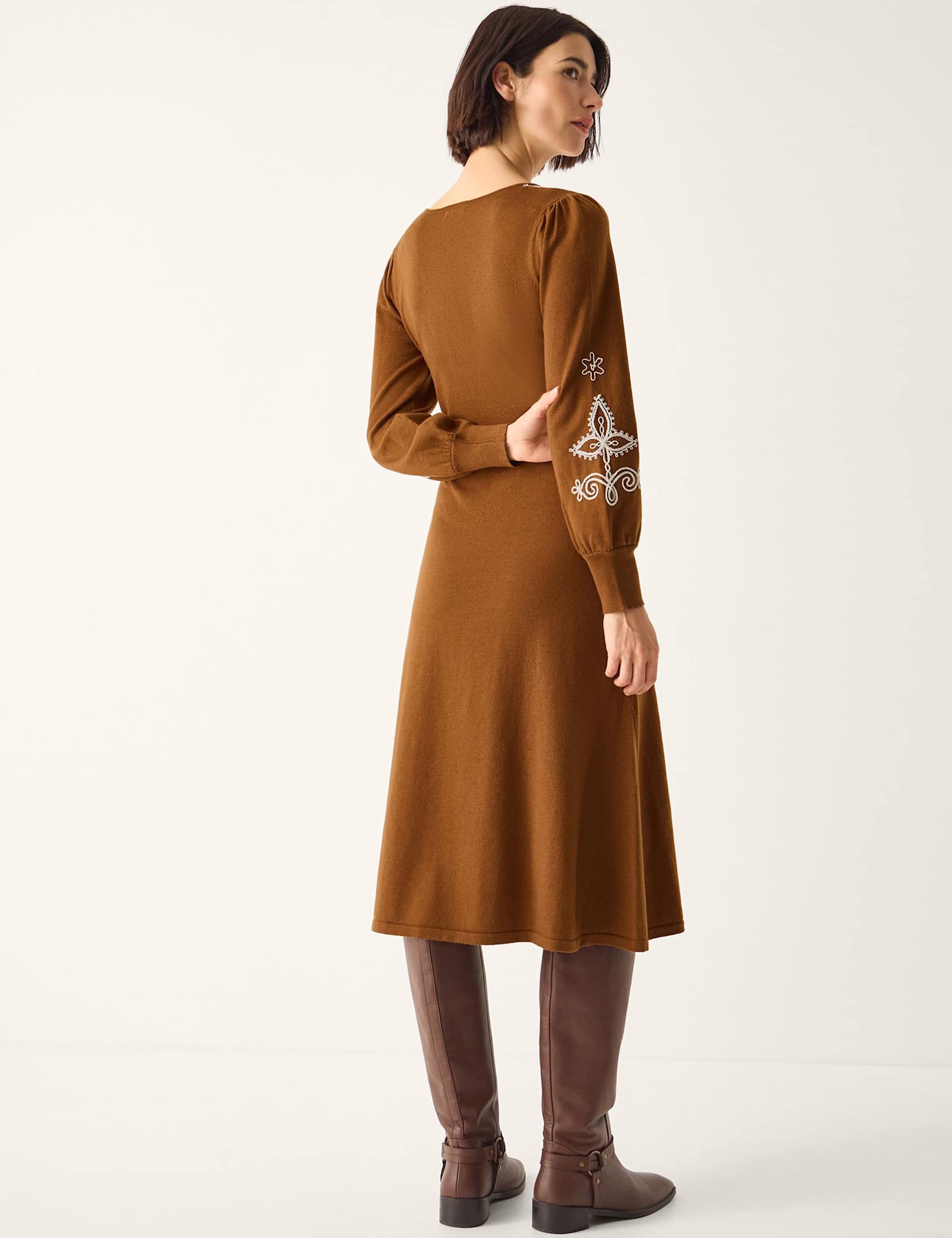 Embroidered V-Neck Knitted Midi Skater Dress - image 5