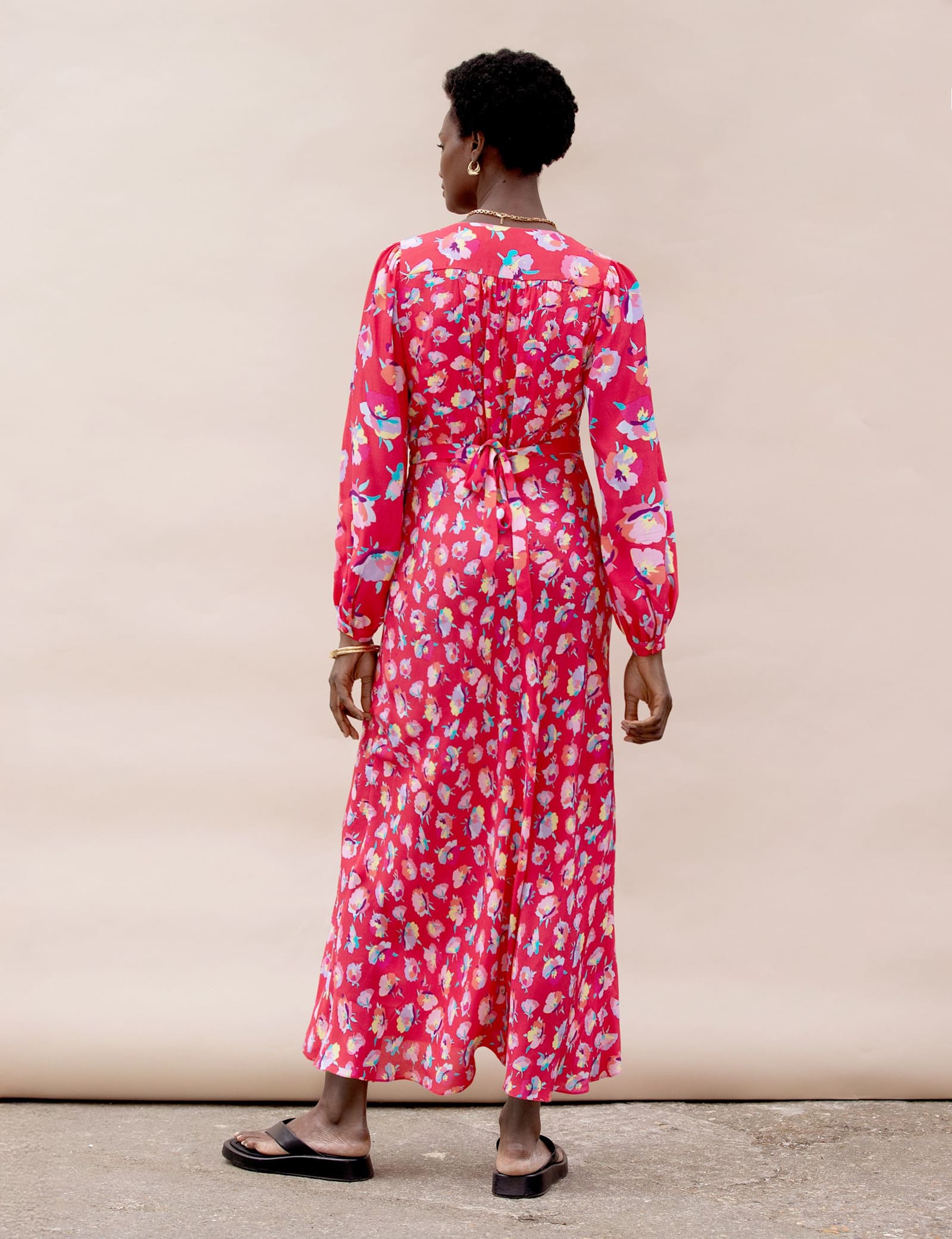 Floral V-Neck Midaxi Tea Dress - image 4