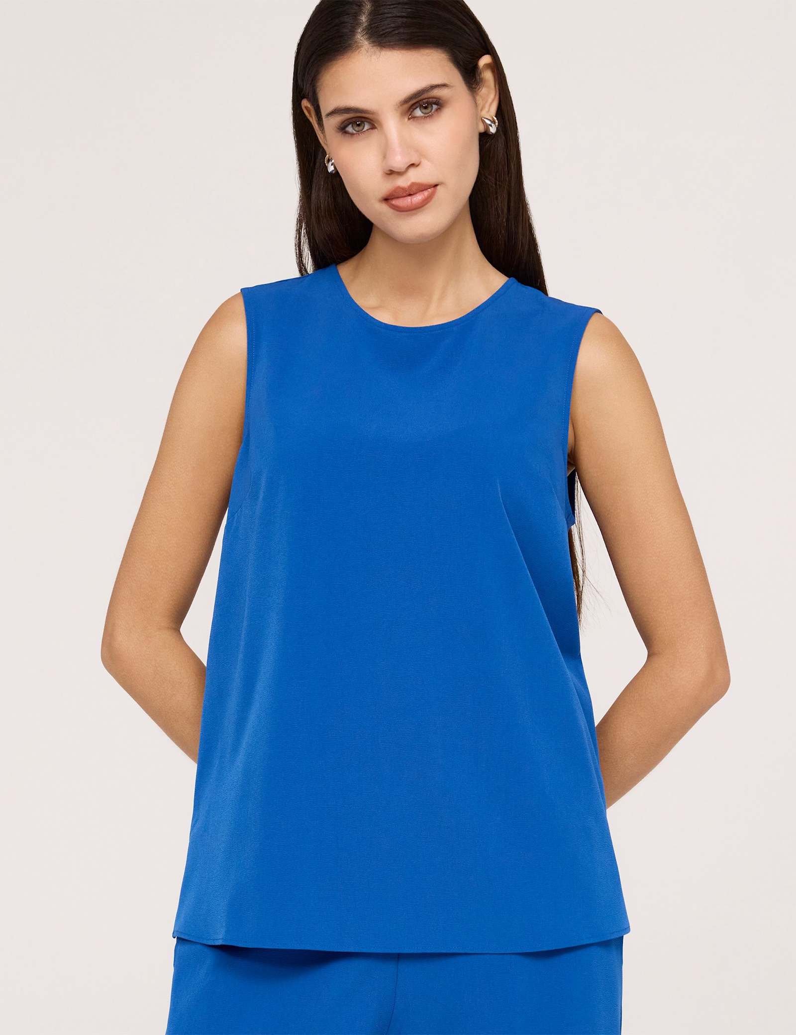 Round Neck Shell Top - image 2