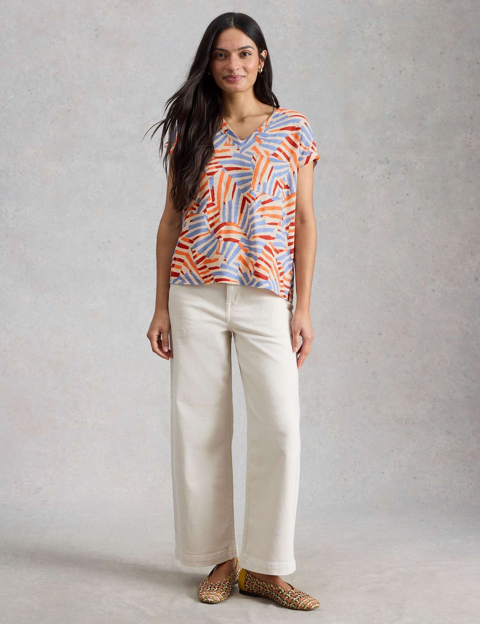 Pure Linen V-Neck T-Shirt - image 4