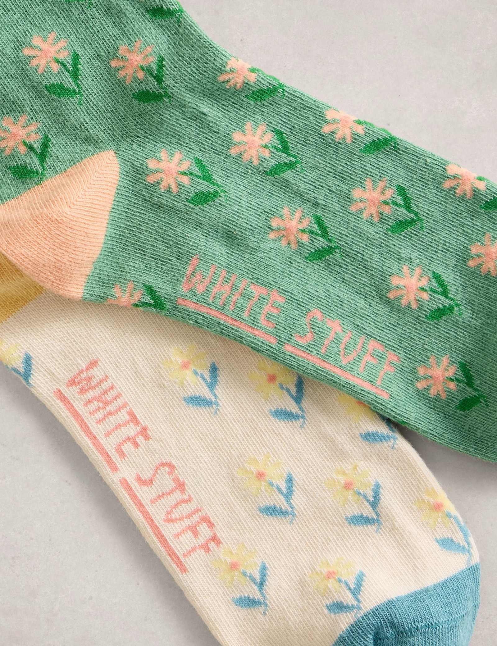 2 Pack Cotton Rich Flower Ankle High Socks - image 2