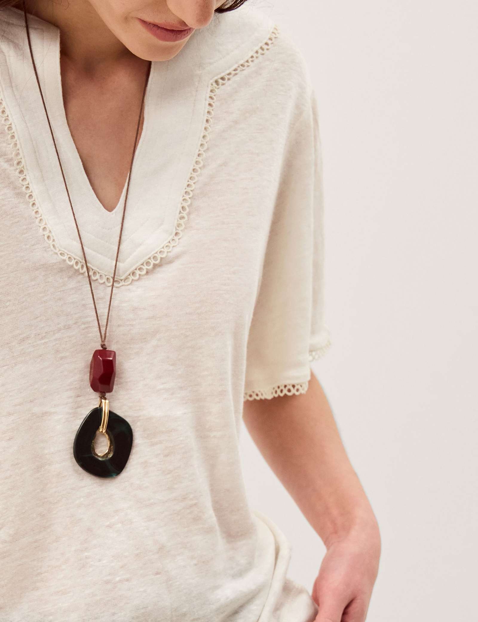 Pure Linen V-Neck T-Shirt - image 3