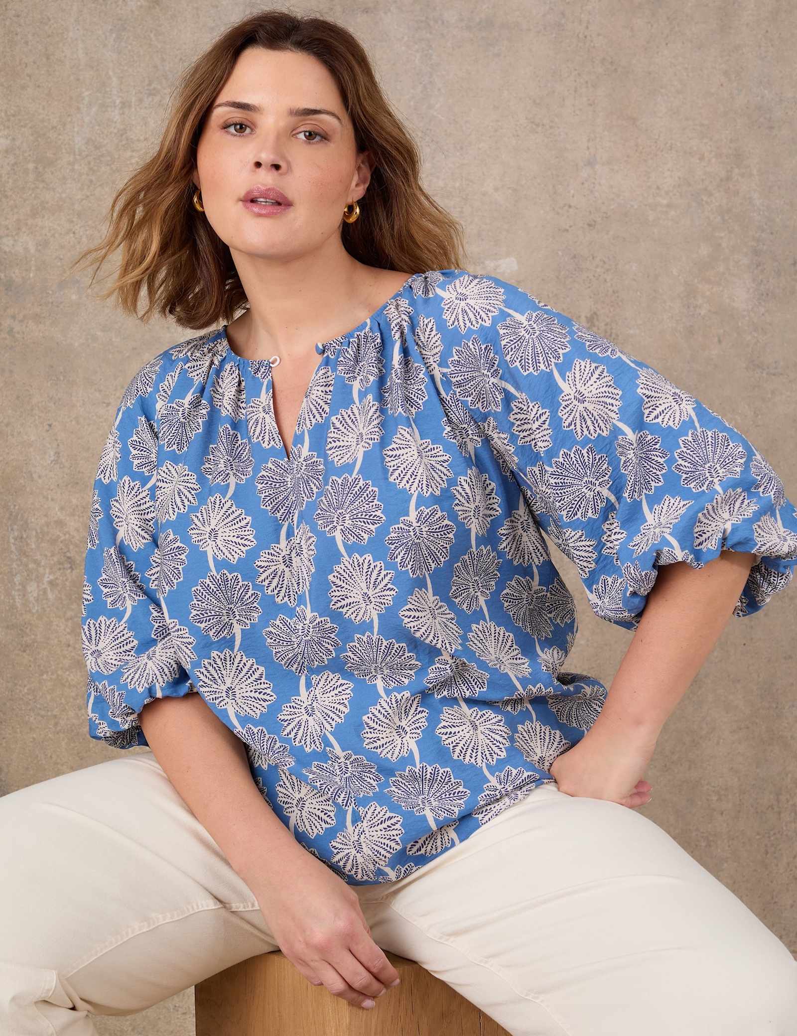 Ditsy Floral Notch Neck Puff Sleeve Blouse - image 2
