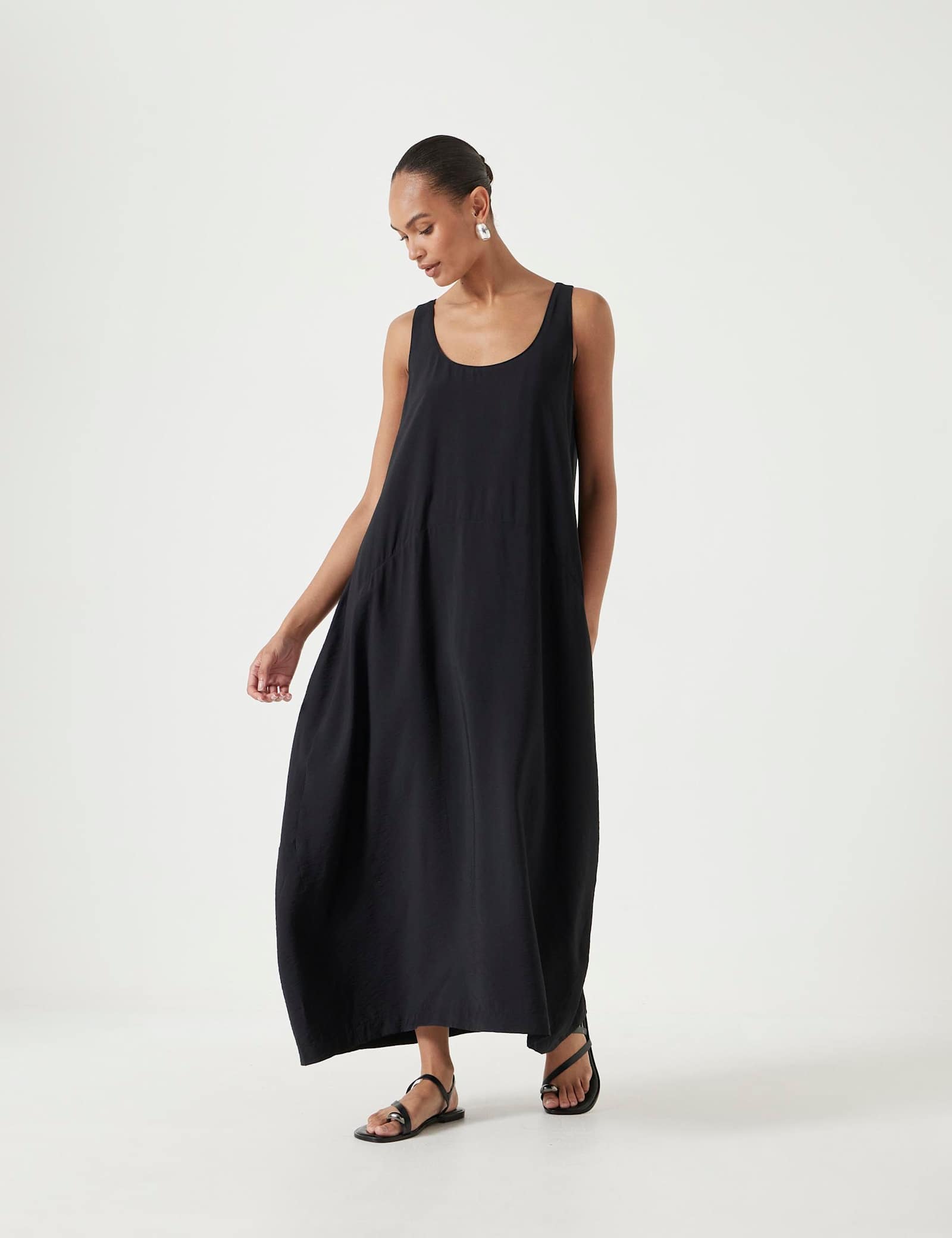 Scoop Neck Maxi Column Dress - image 4