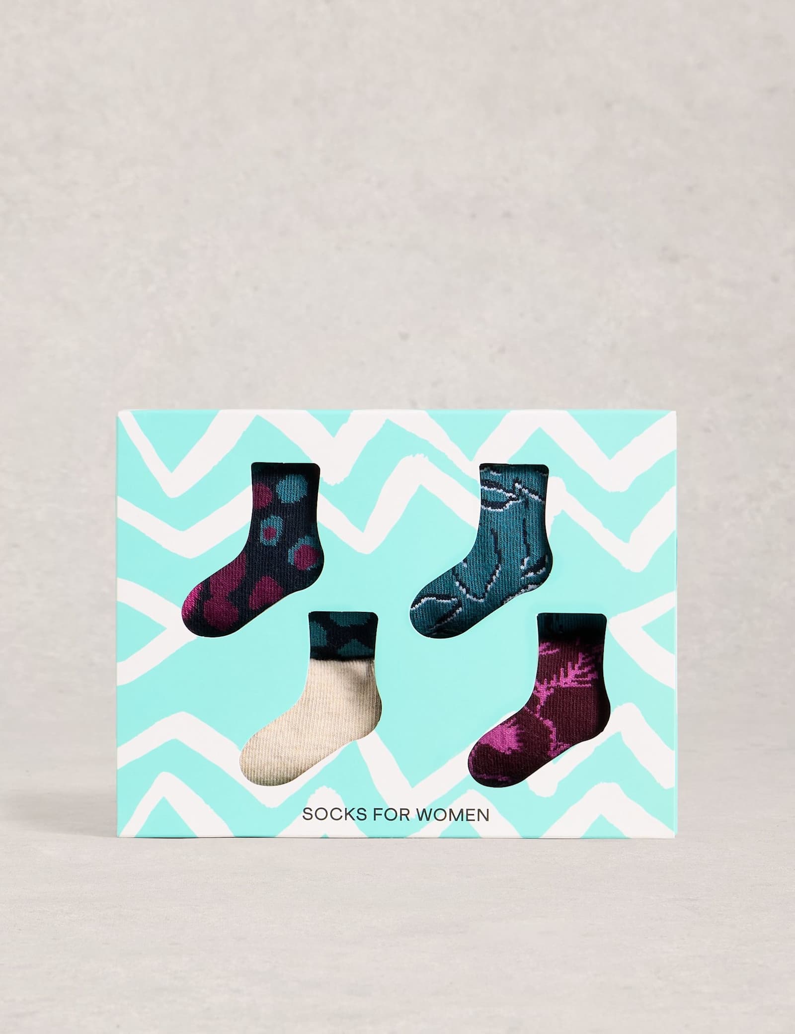 4pk Cotton Rich Floral Ankle High Socks - image 3