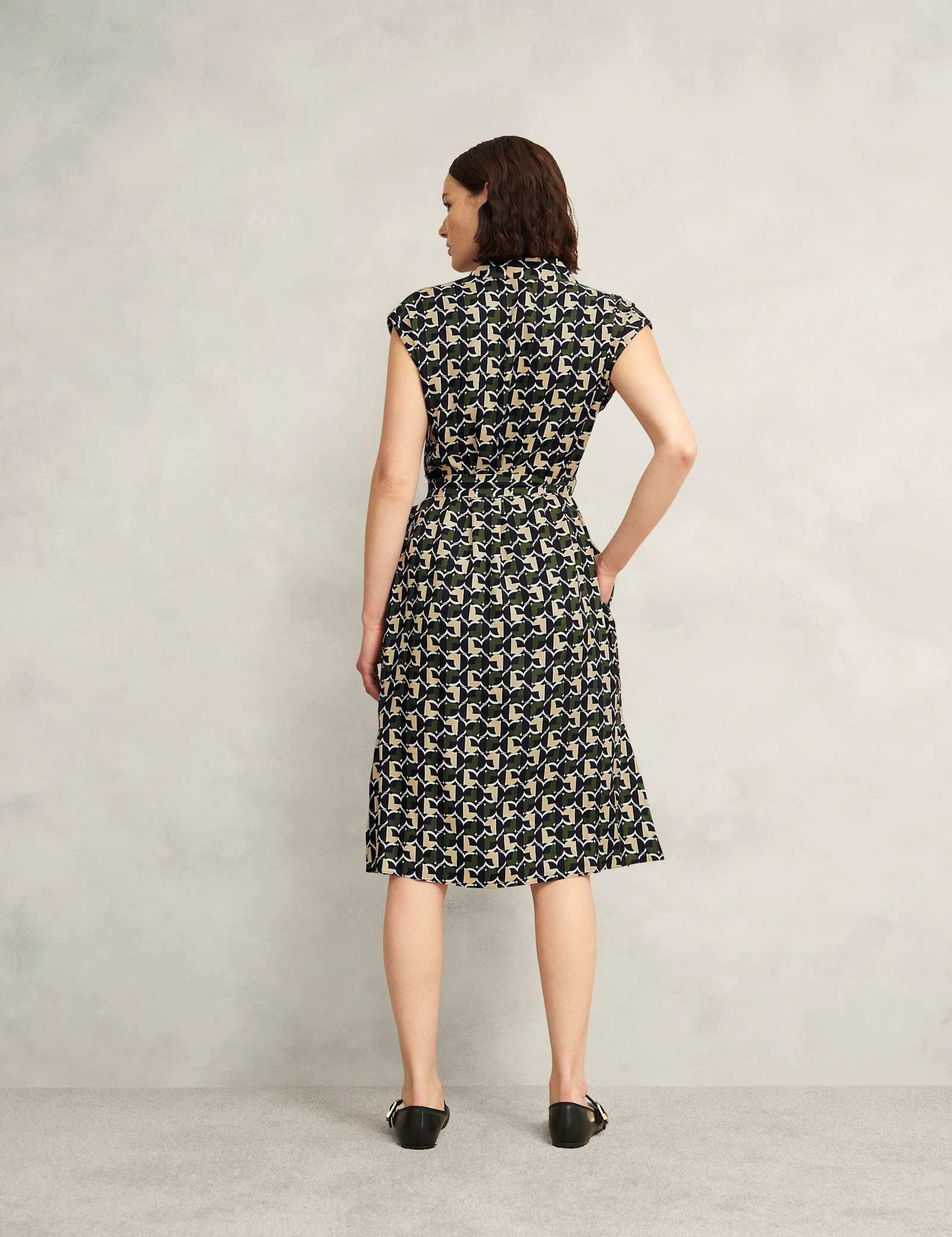 Geometric Belted Midi Shirt Dress - image 4