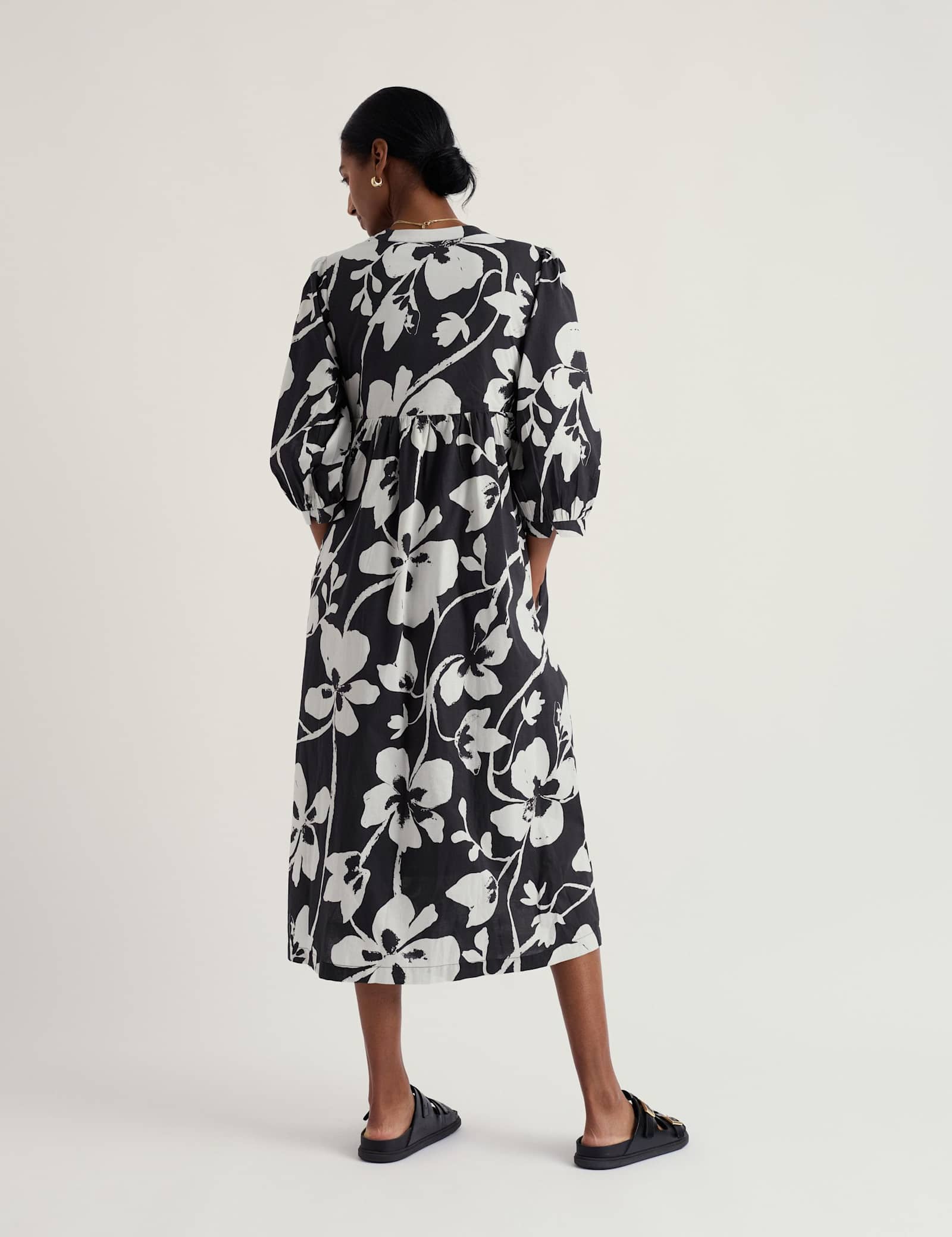 Pure Cotton Floral V-Neck Midi Smock Dress - image 4