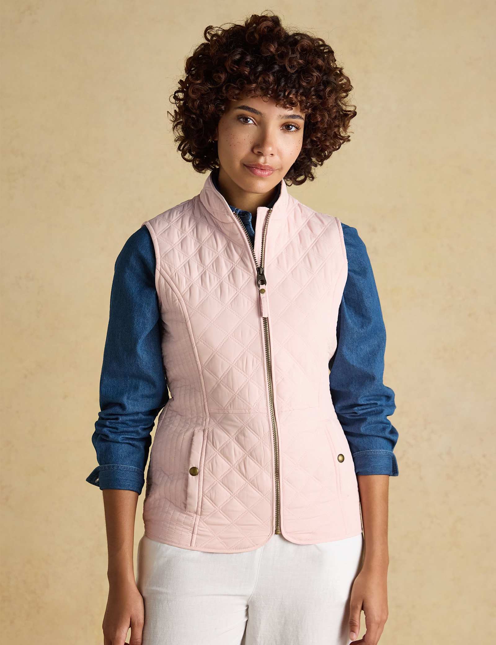 Showerproof Quilted Zip Through Gilet - image 3