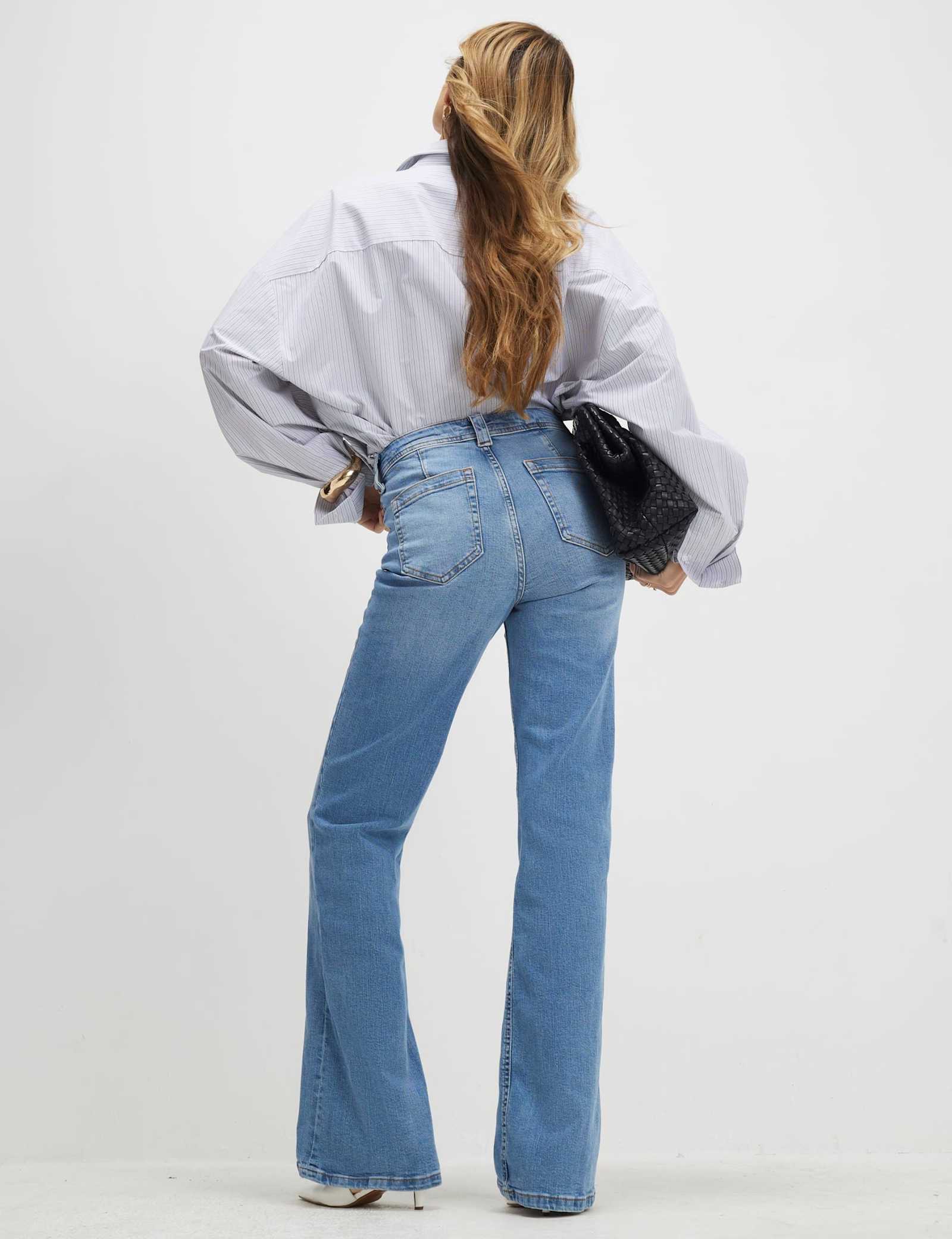 High Waisted Relaxed Flared Jeans - image 4