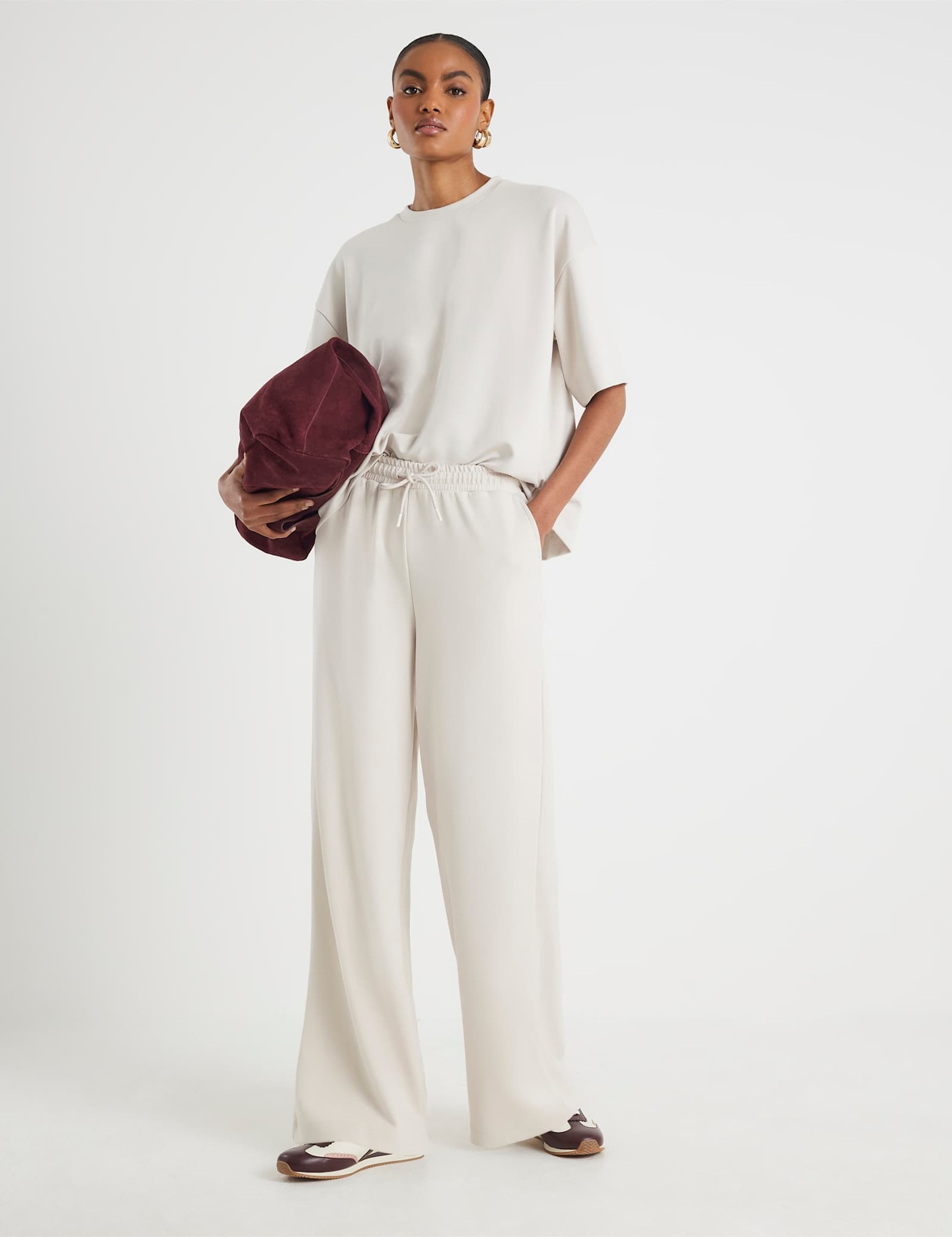Drawstring Wide Leg Joggers - image 5
