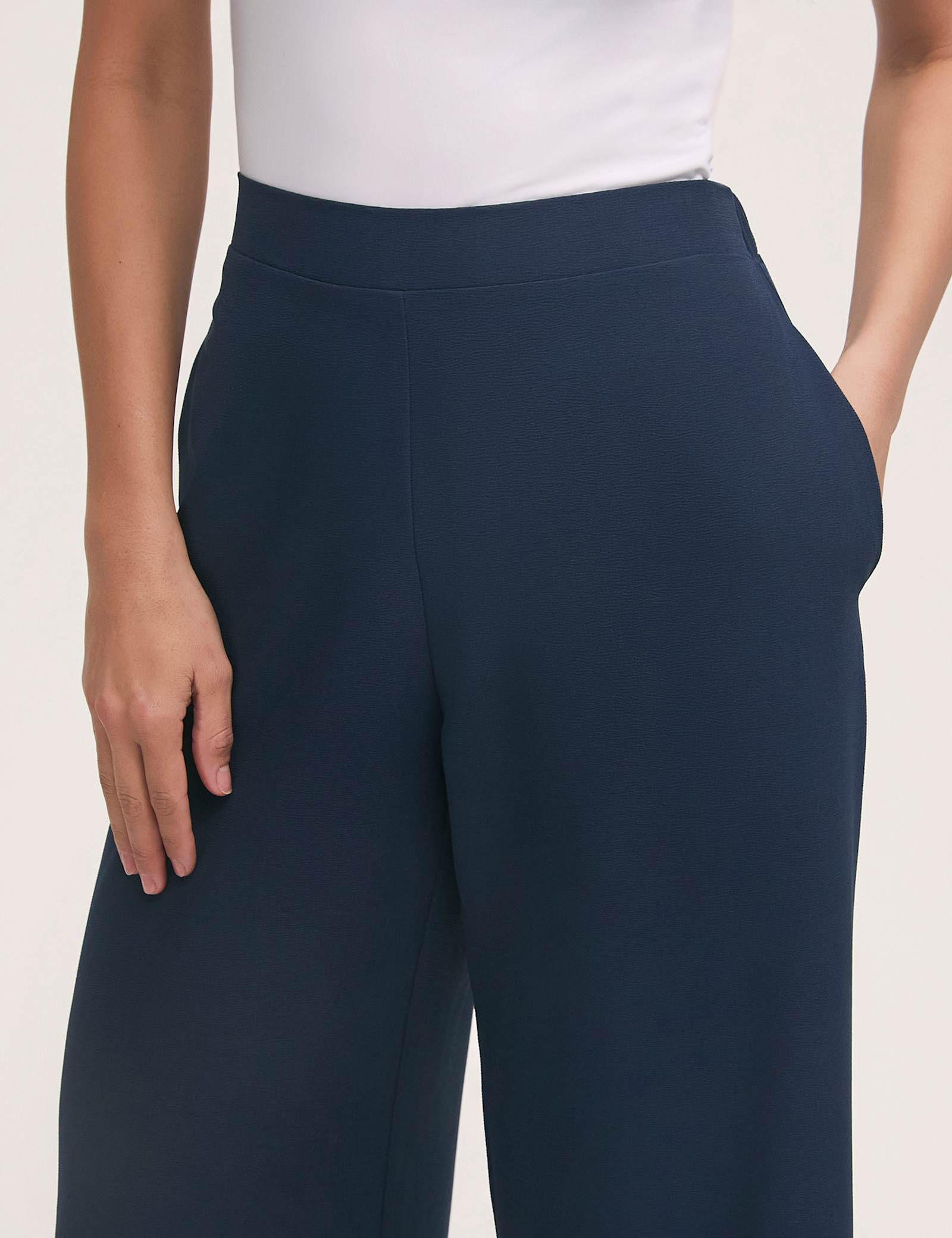 Elasticated Waist Wide Leg Cropped Trousers - image 3