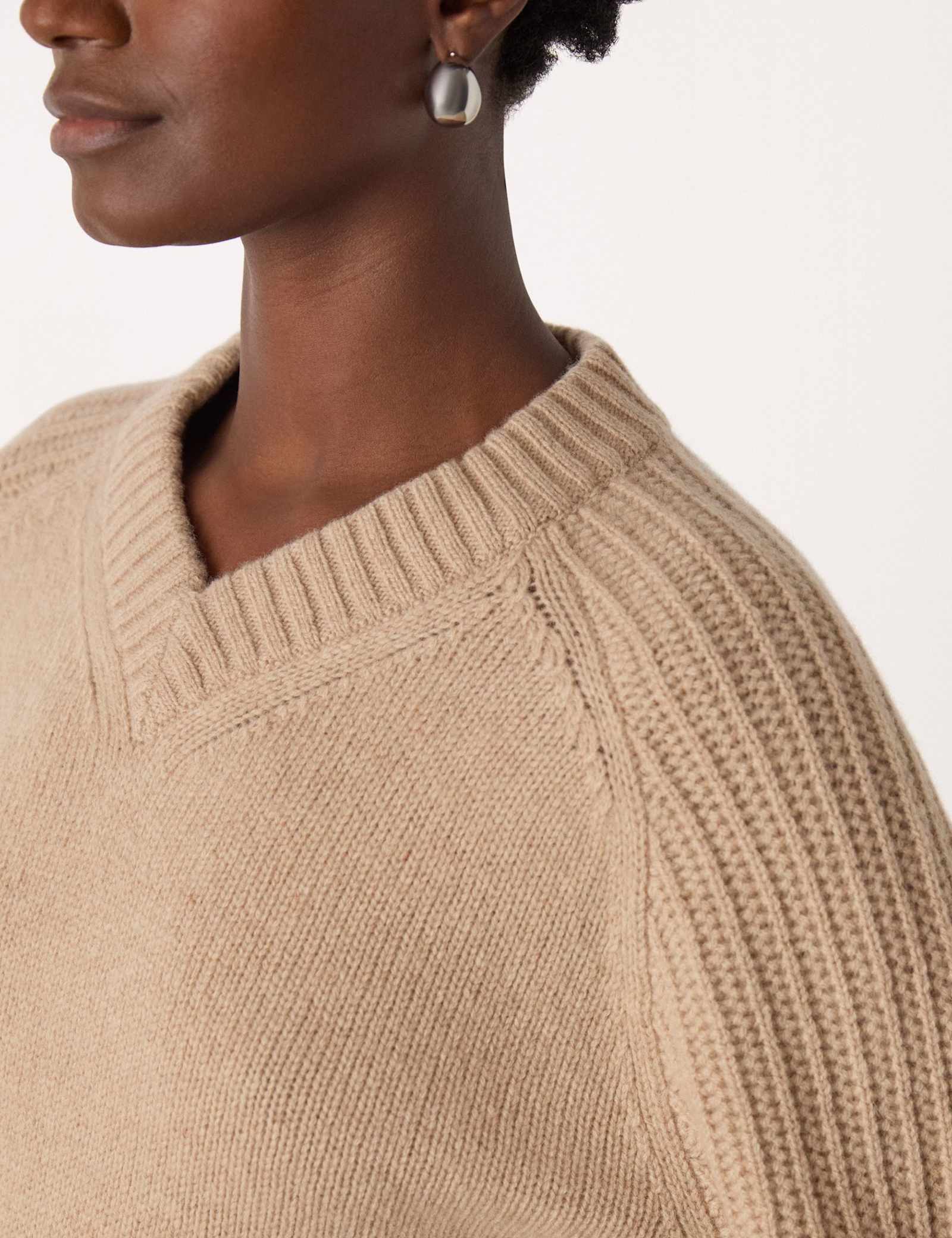 Pure Wool Ribbed V-Neck Jumper - image 3