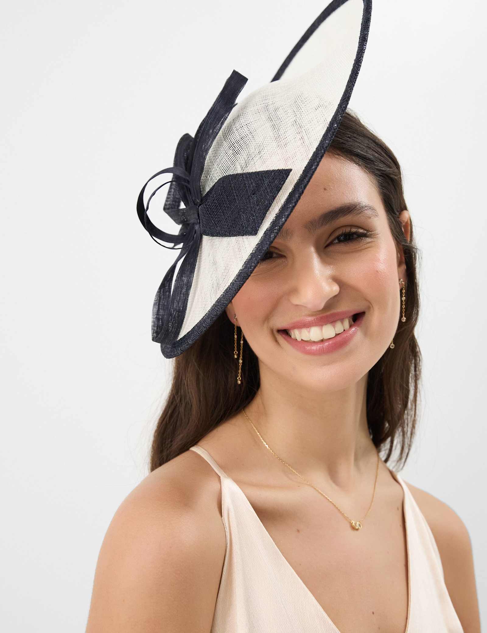 Bow Two-Tone Fascinator - image 3