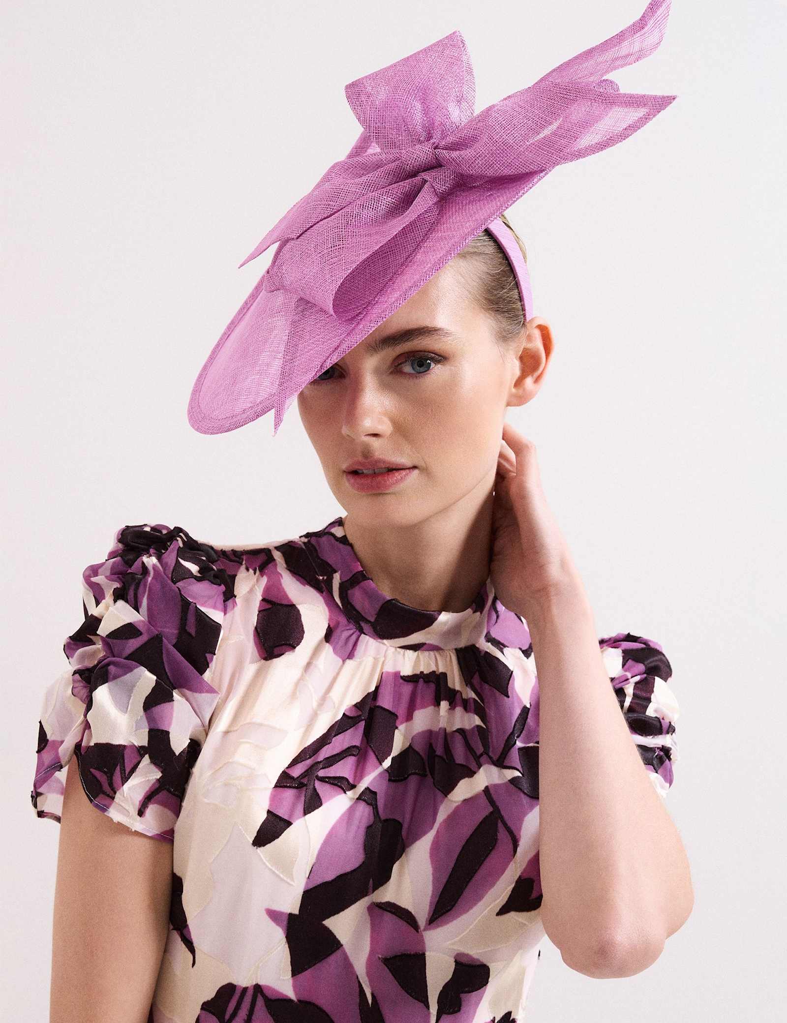 Bow Disc Fascinator - image 5