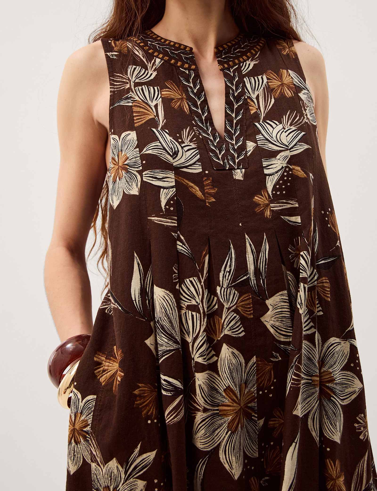 Linen Rich Floral V-Neck Midi Shift Dress - image 3