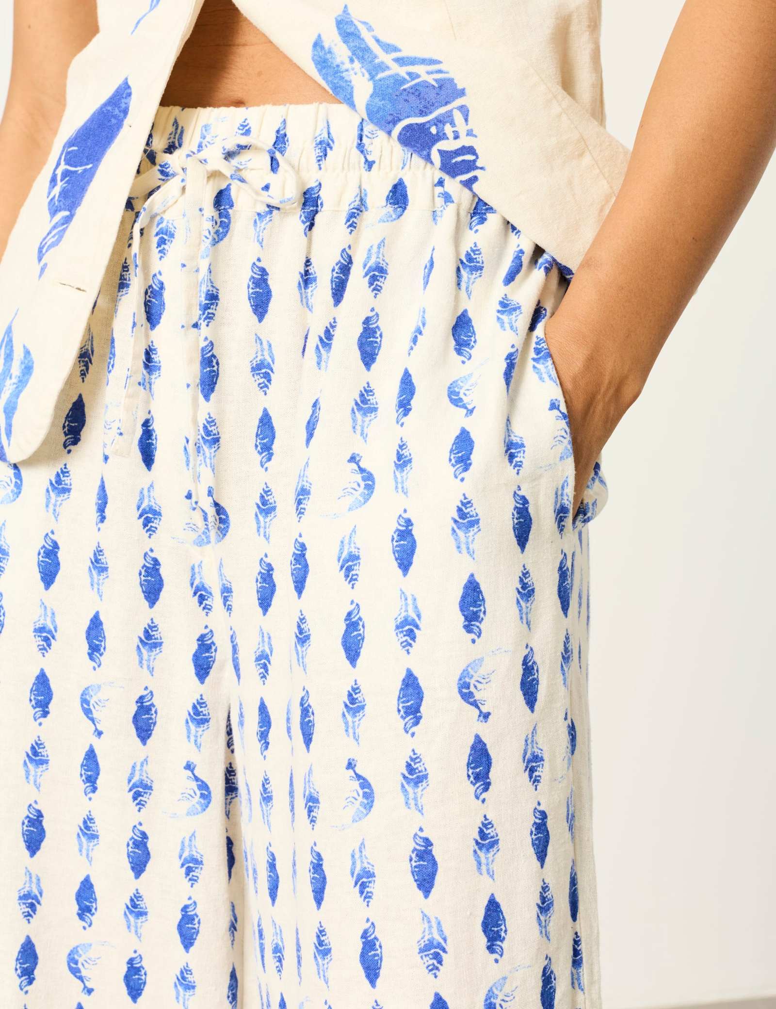 Linen Rich Shell Print Palazzo Trousers - image 4