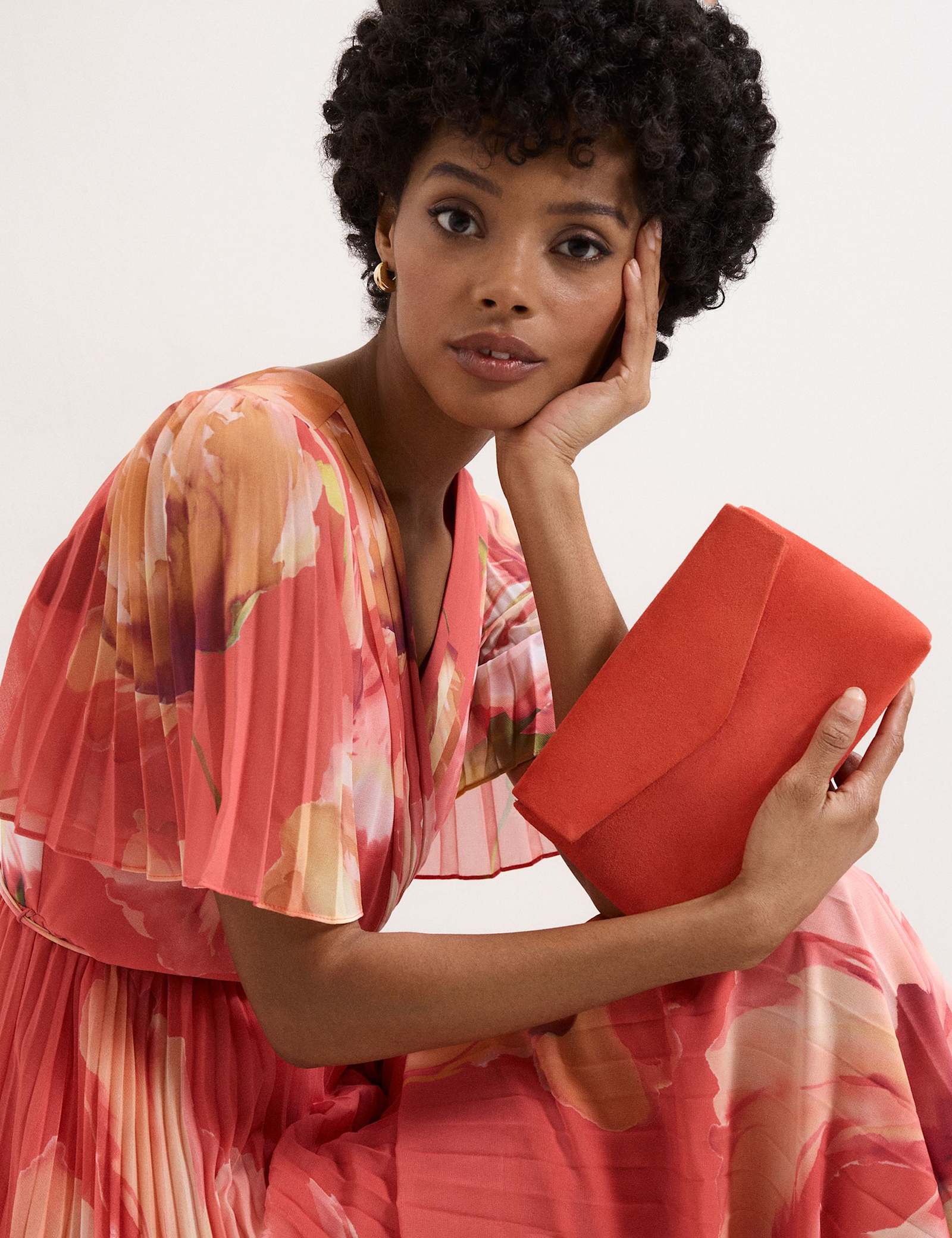 Suede Chain Strap Clutch Bag - image 4