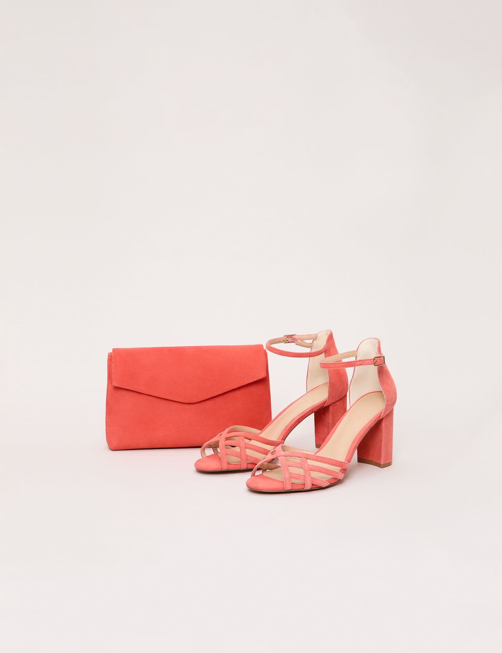 Suede Chain Strap Clutch Bag - image 2