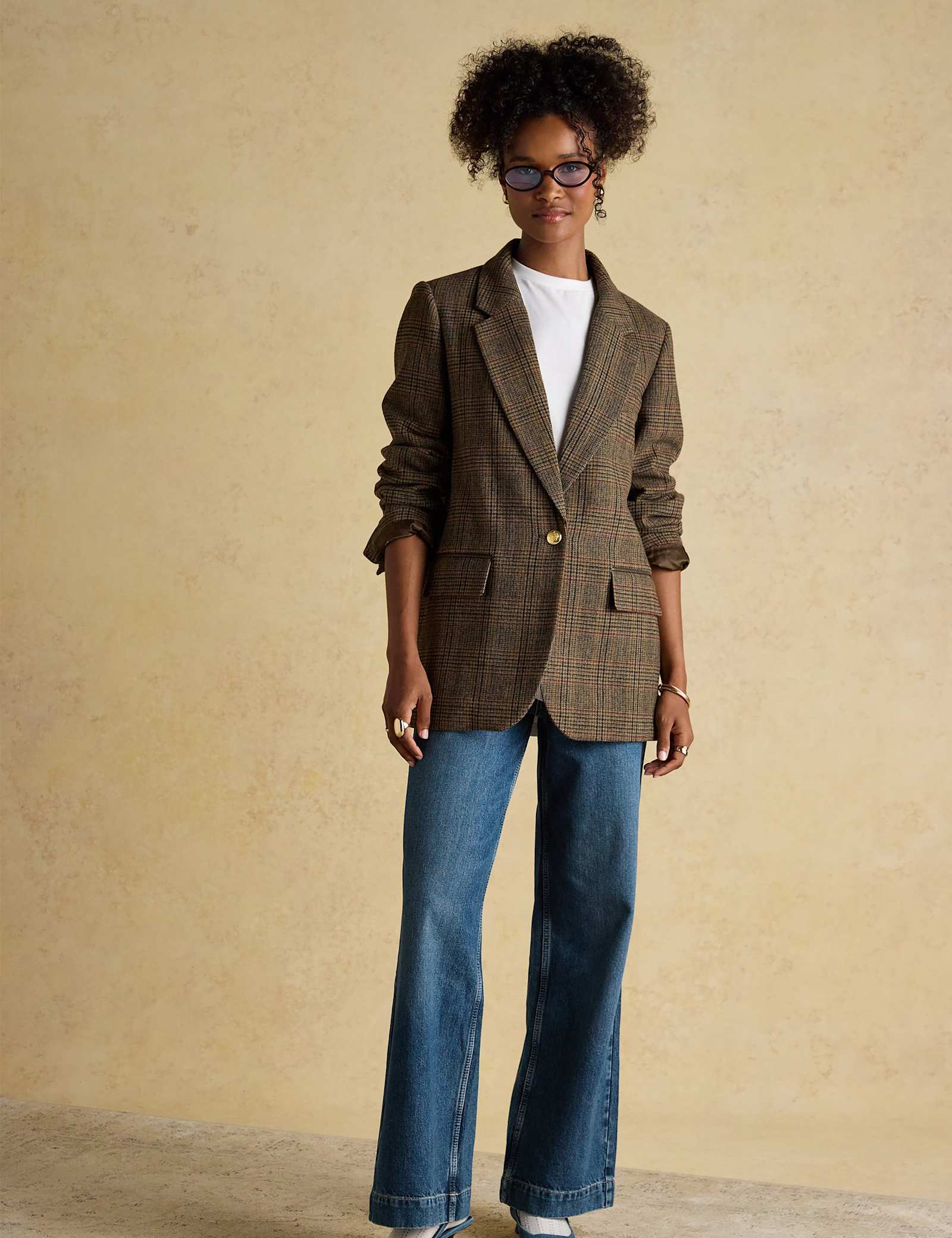 High Waisted Wide Leg Jeans - image 5
