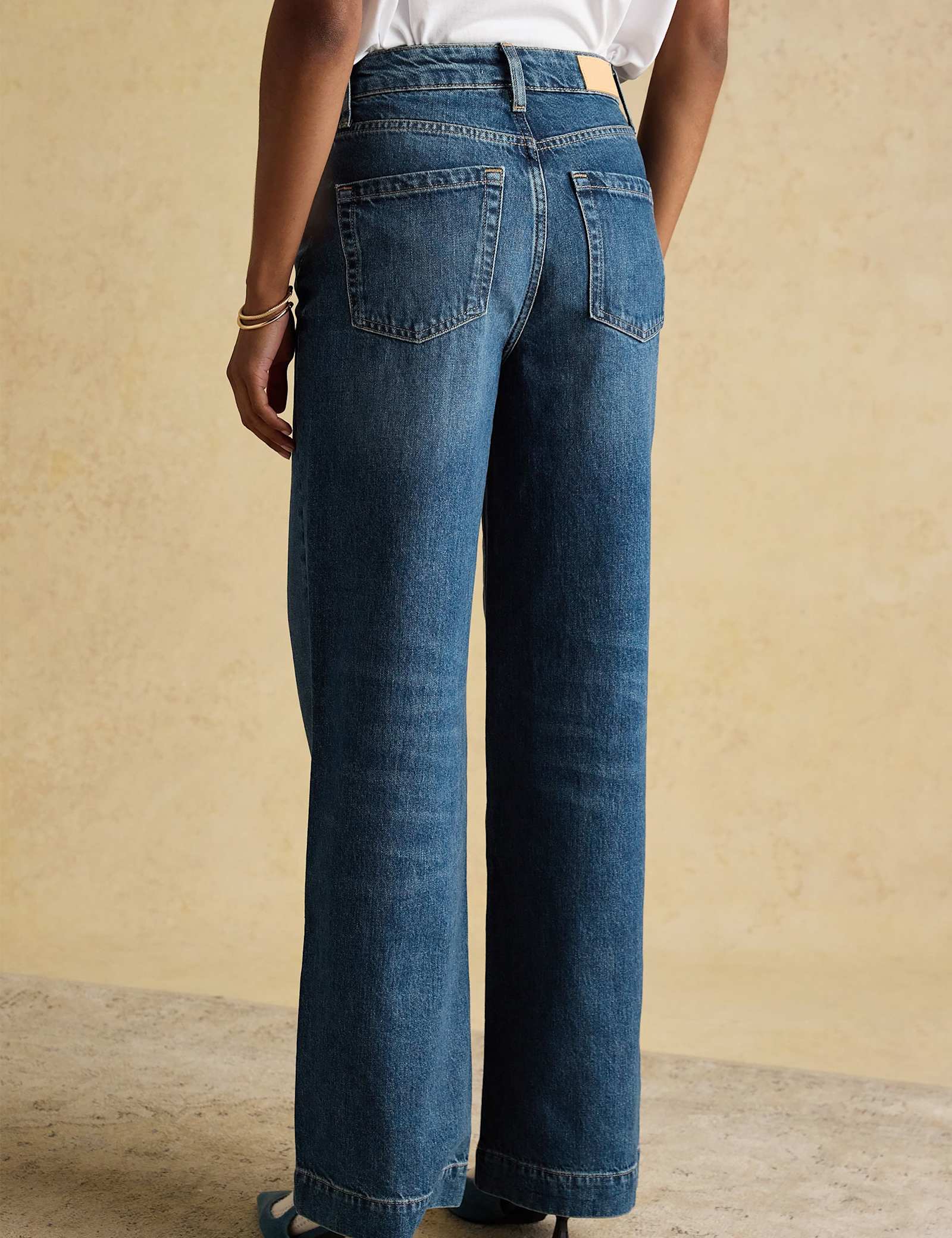 High Waisted Wide Leg Jeans - image 3