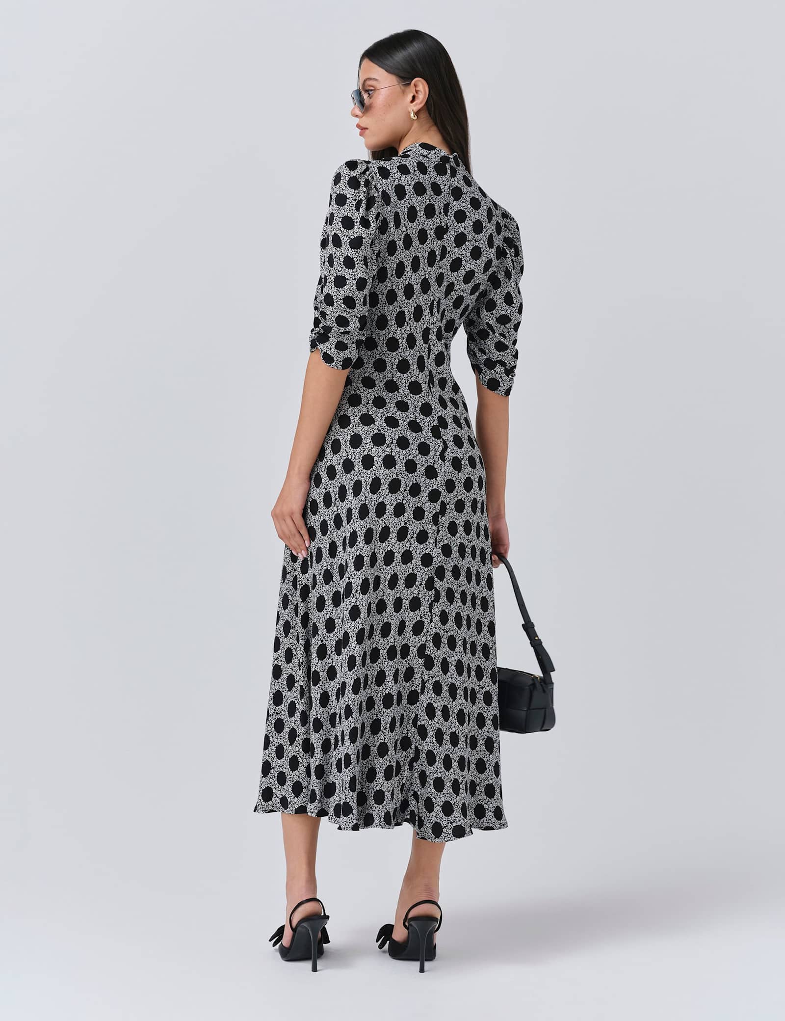 Crepe Floral V-Neck Midi Tea Dress - image 4