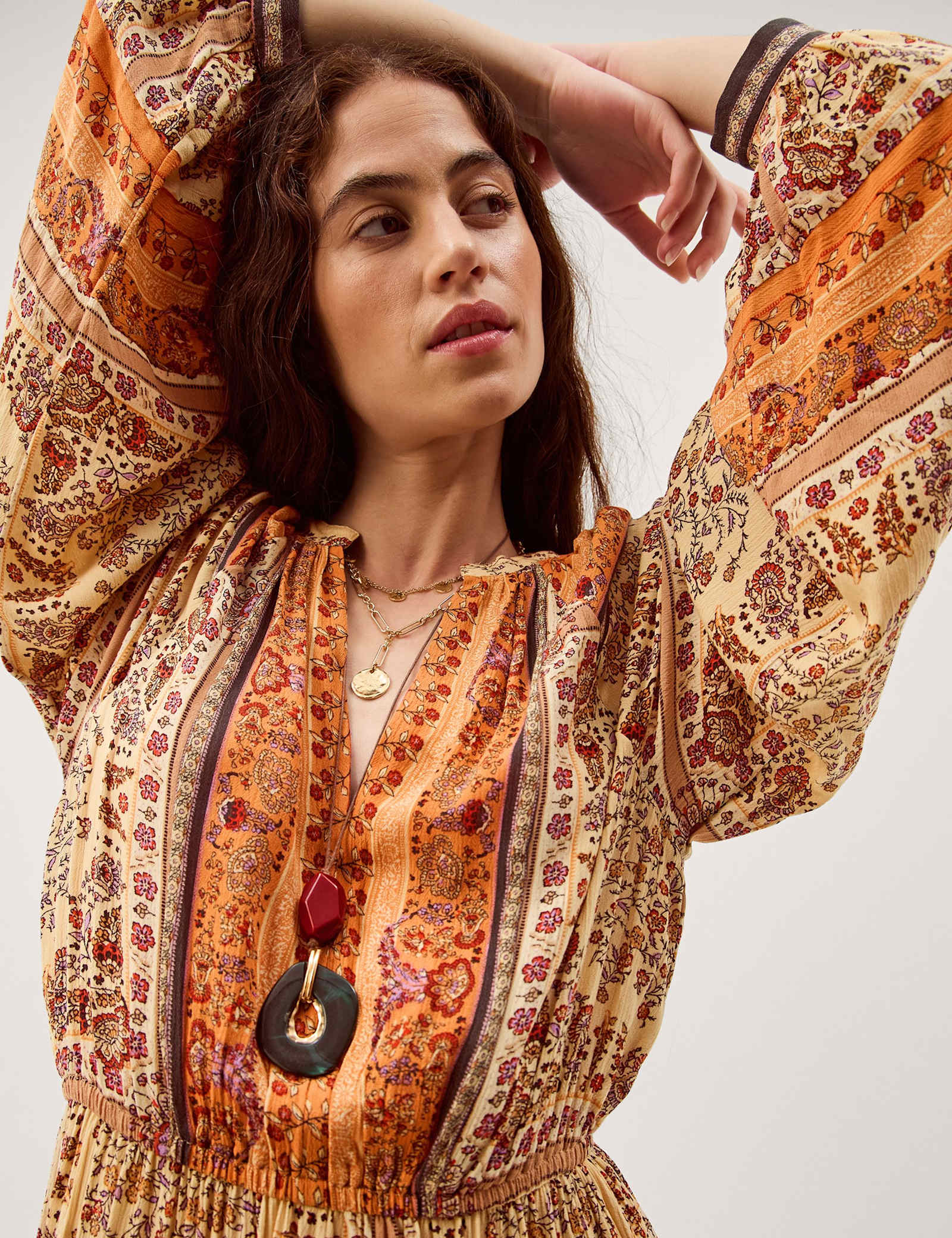 Printed V-Neck Midaxi Waisted Dress - image 4