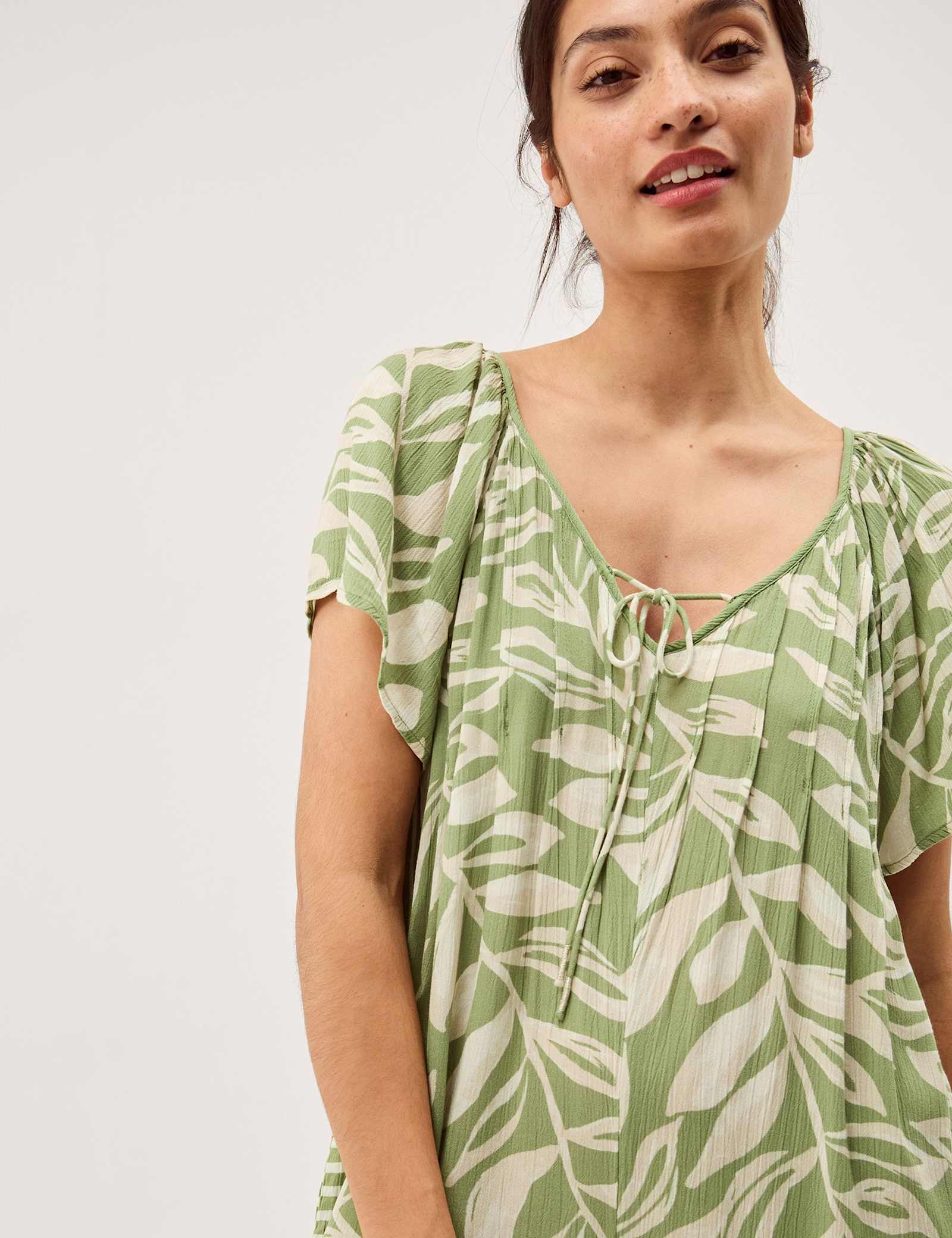 Floral Tie Neck Short Sleeve Jumpsuit - image 5