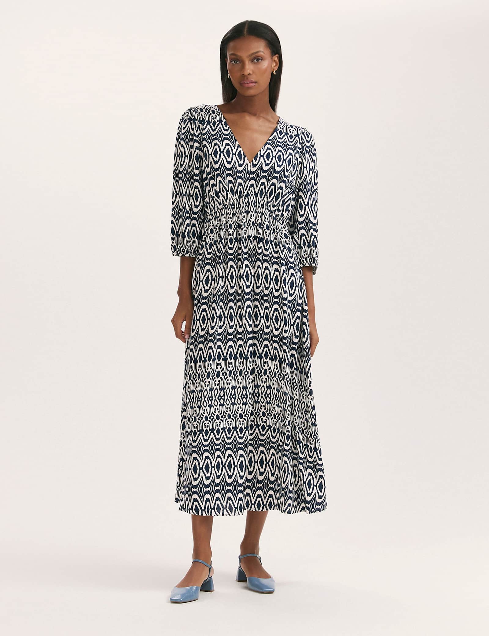 Printed V-Neck Midaxi Waisted Dress - image 1
