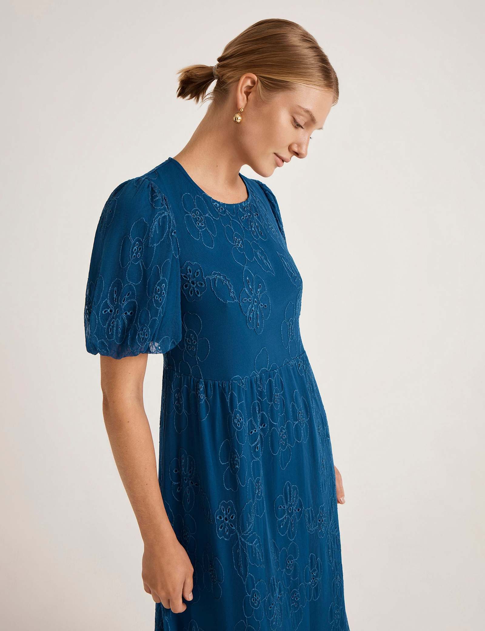 Mesh Floral Embroidered Midi Tiered Dress - image 5