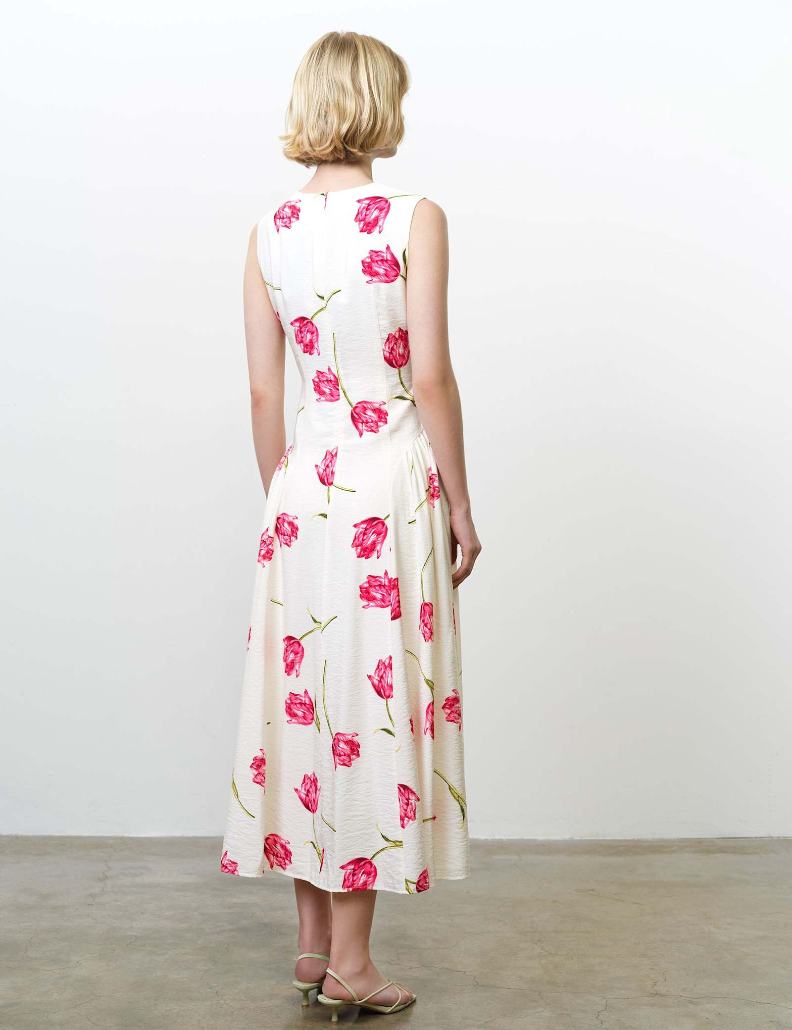 Floral V-Neck Midi Skater Dress - image 5